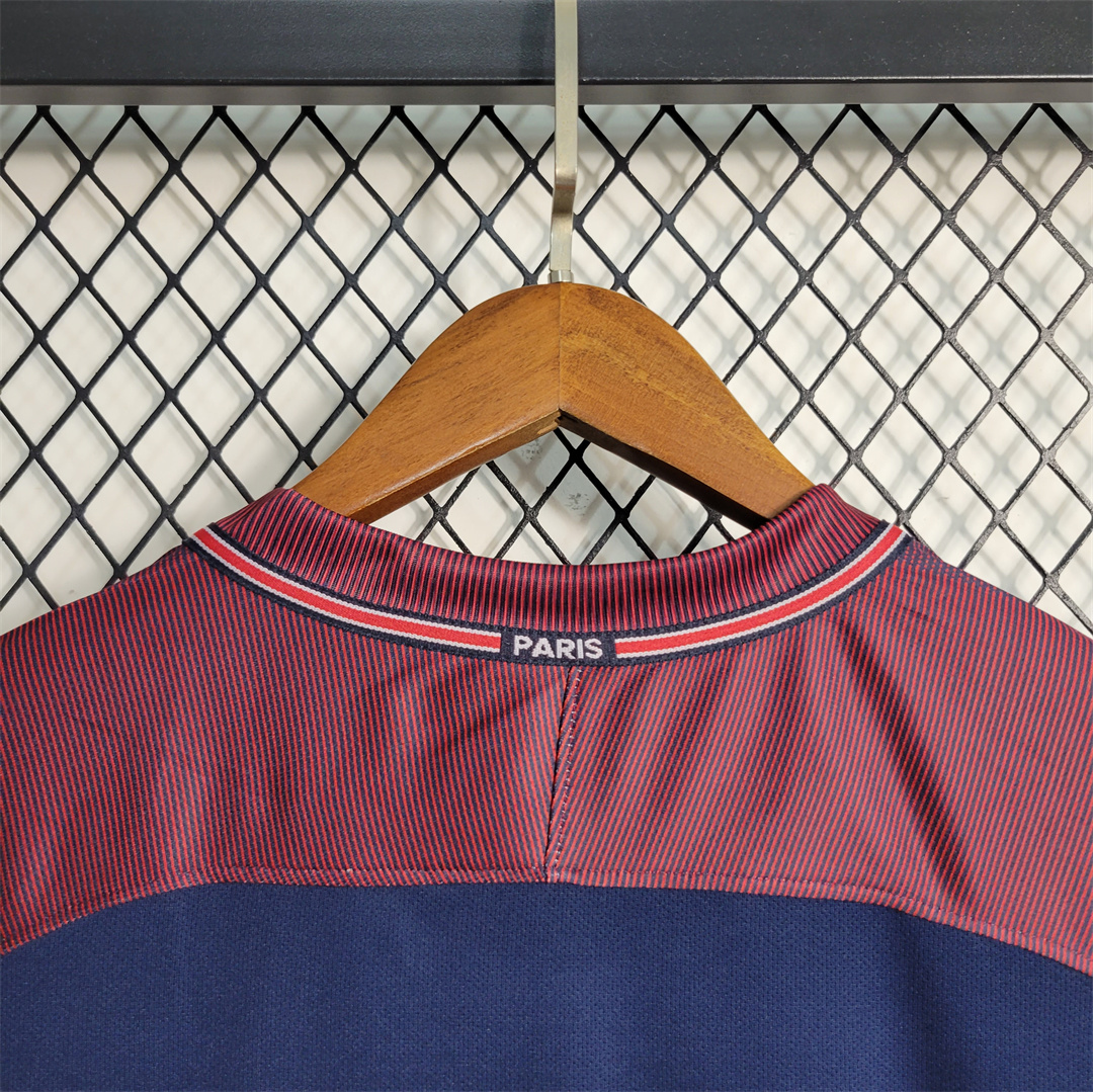 17-18 Paris Saint-Germain Home Jersey - view 8