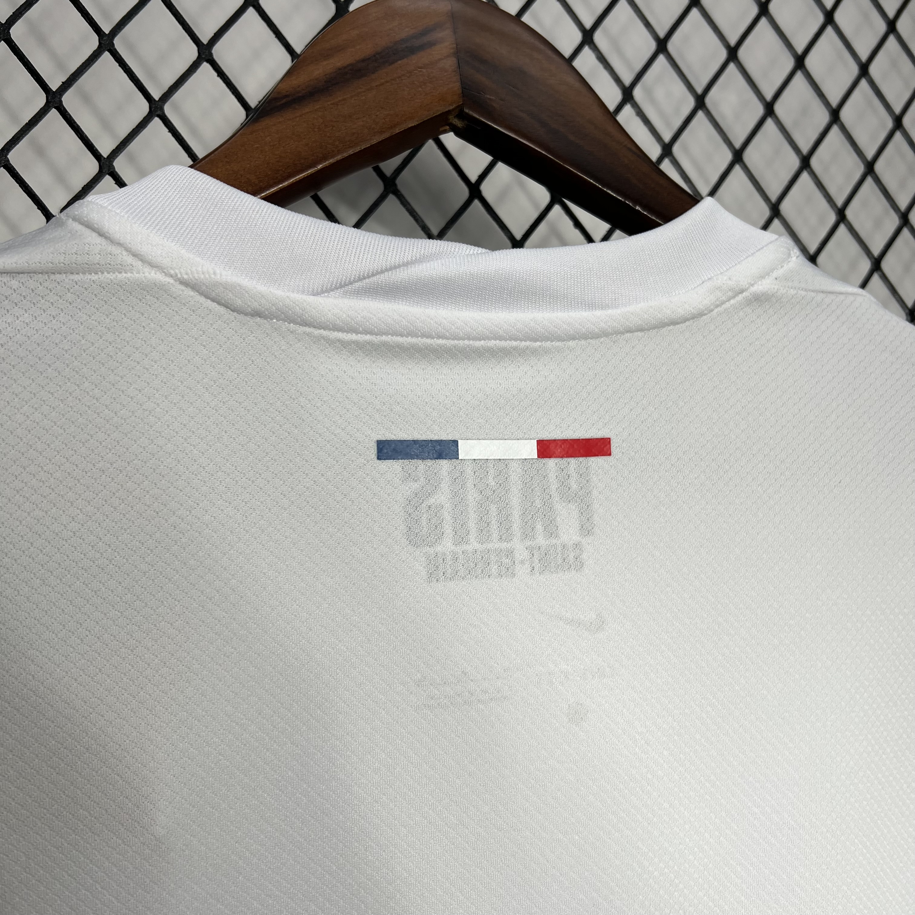 24-25 Paris Saint-Germain Away Soccer Jersey Fan Version - view 3