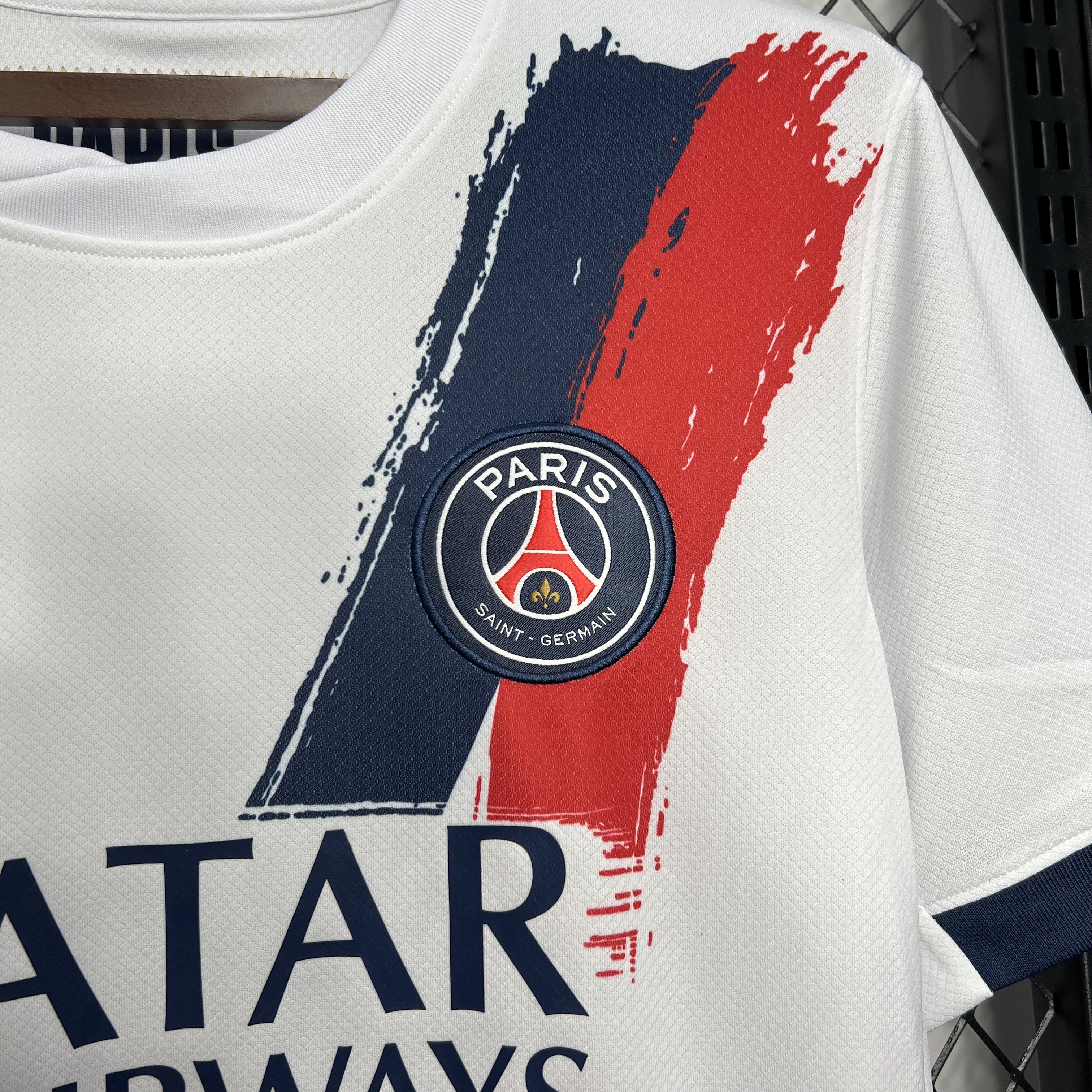 24-25 Paris Saint-Germain Away Soccer Jersey Fan Version - view 8