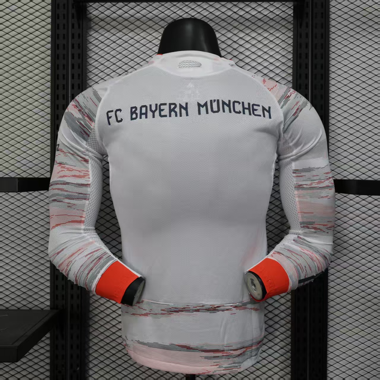 25-26 Bayern Munich Away Jersey Player Version Long Sleeve - view 3