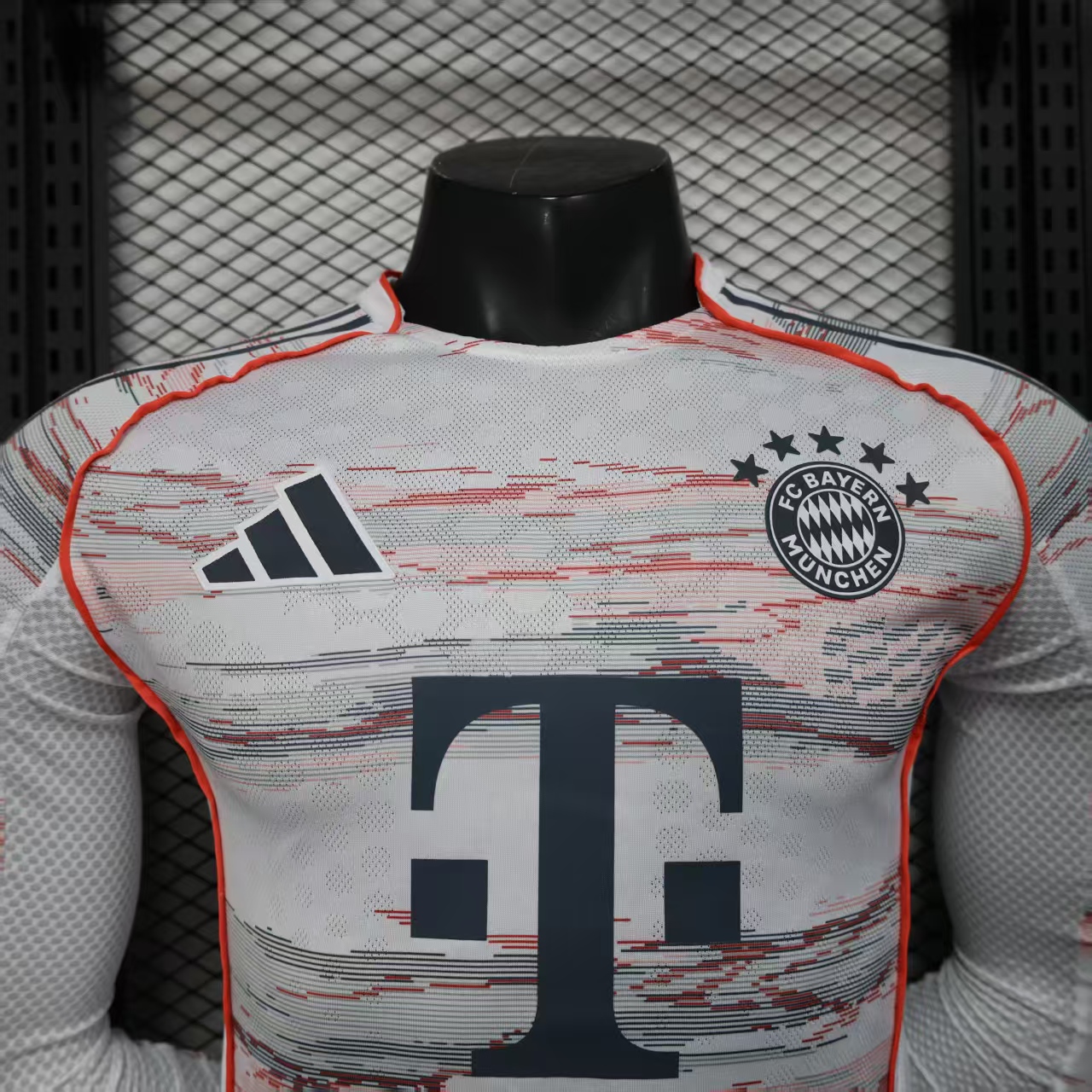 25-26 Bayern Munich Away Jersey Player Version Long Sleeve - view 11