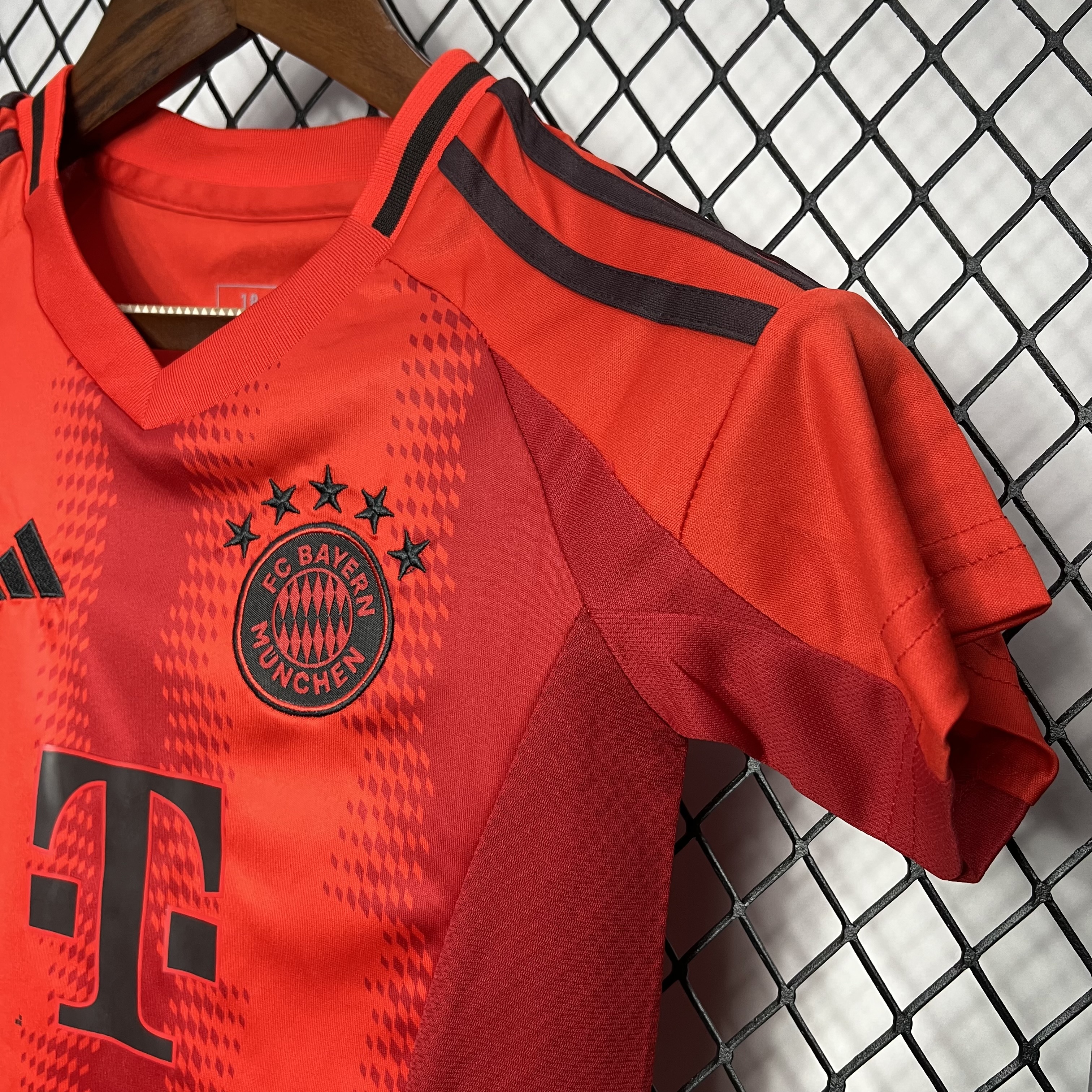 24-25 Bayern Munich Home Soccer Kids Kit Jersey+Shorts - view 7