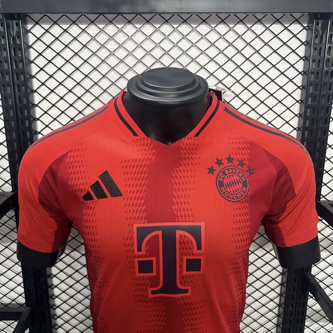 24-25 Bayern Munich Home Player Version - view 4