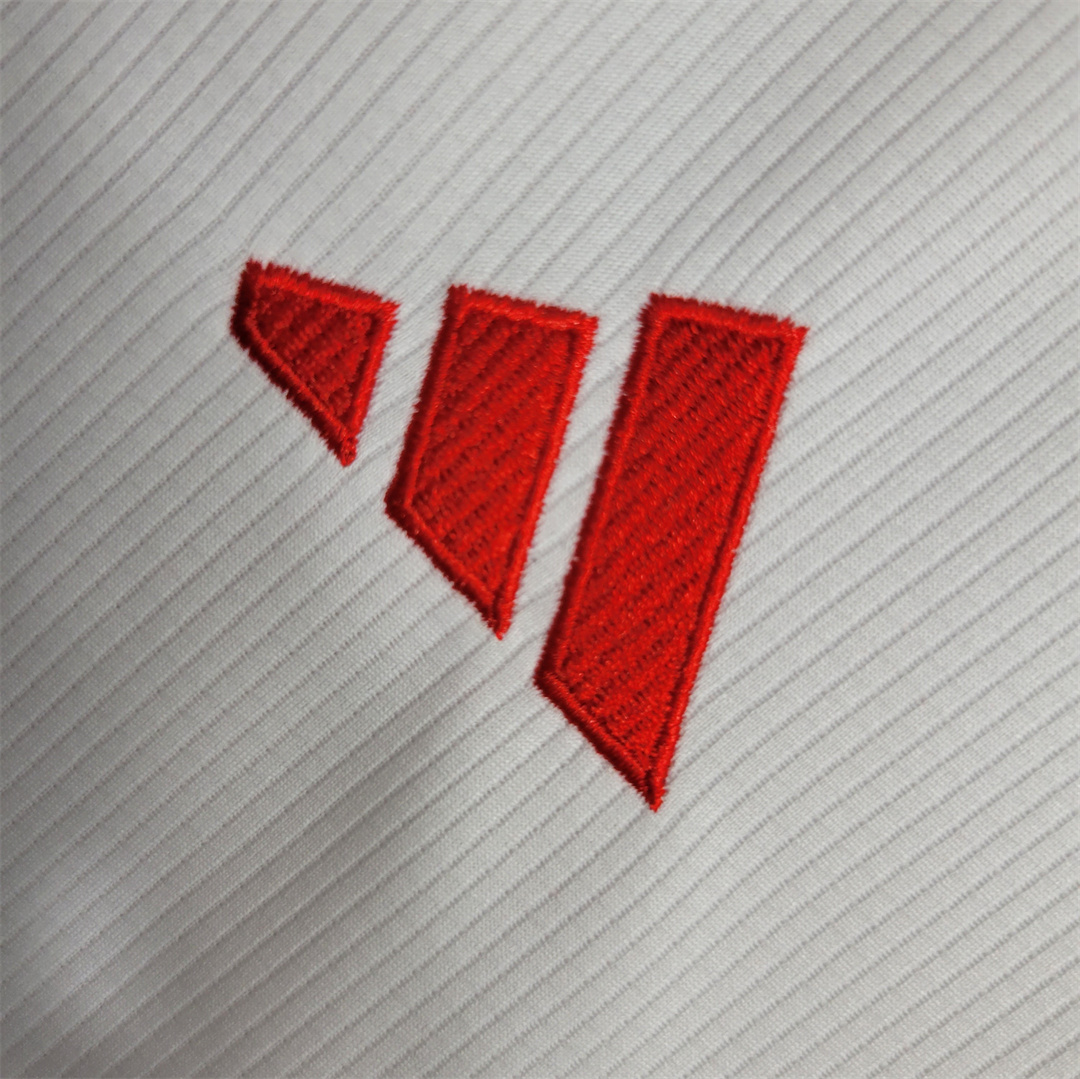 23-24 Bayern Munich Home Fan Version - view 11