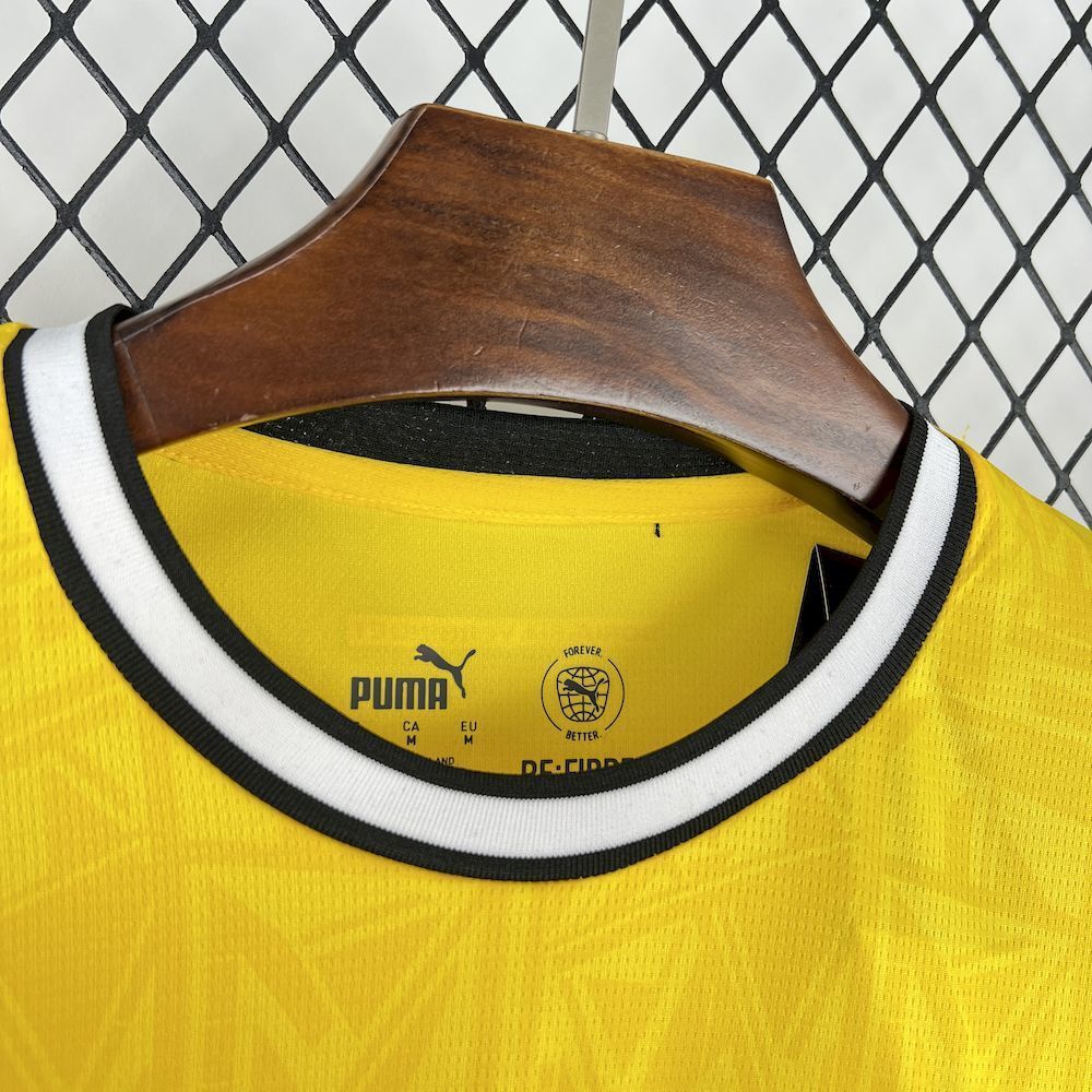 26-27 Borussia Dortmund Home Soccer Jersey - view 6