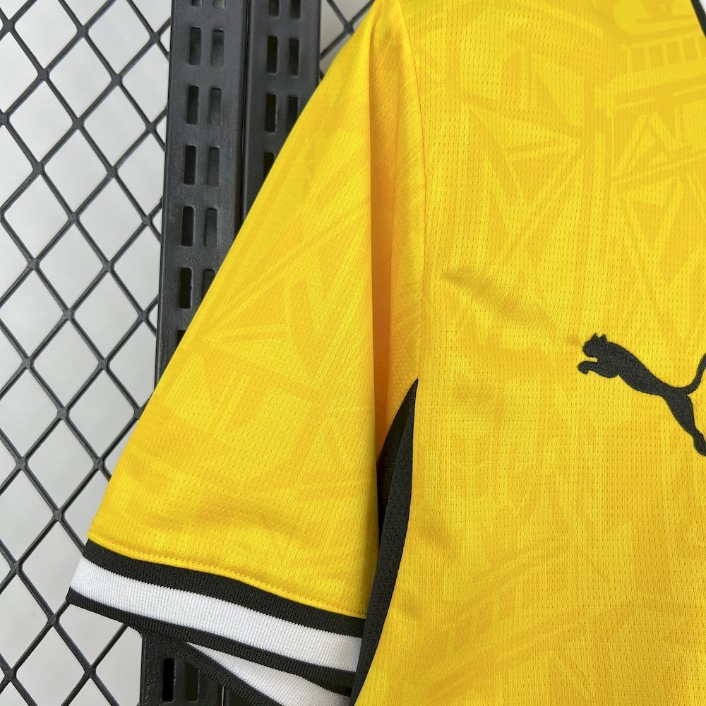 26-27 Borussia Dortmund Home Soccer Jersey - view 8