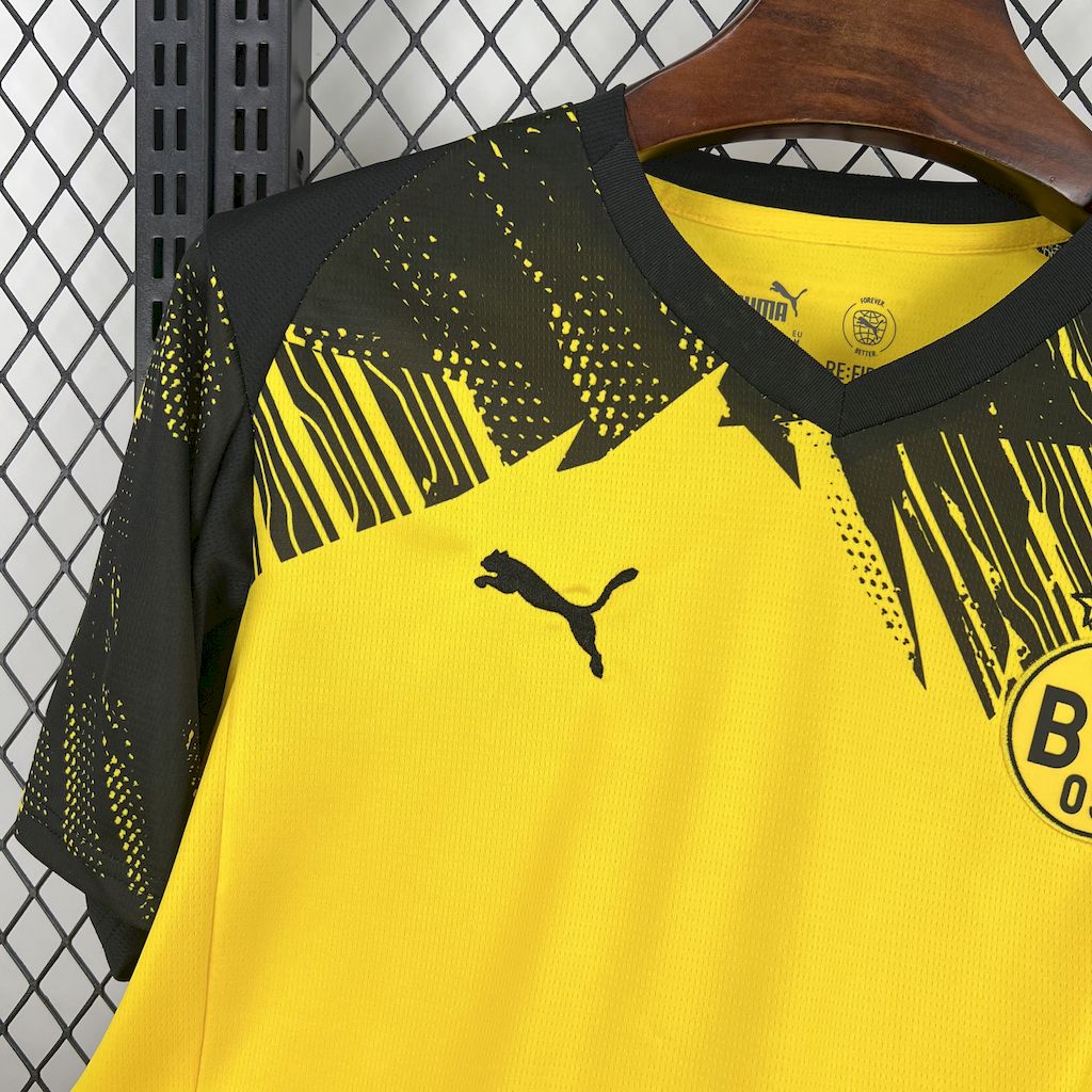 25-26 Borussia Dortmund Home Soccer Jersey - view 4