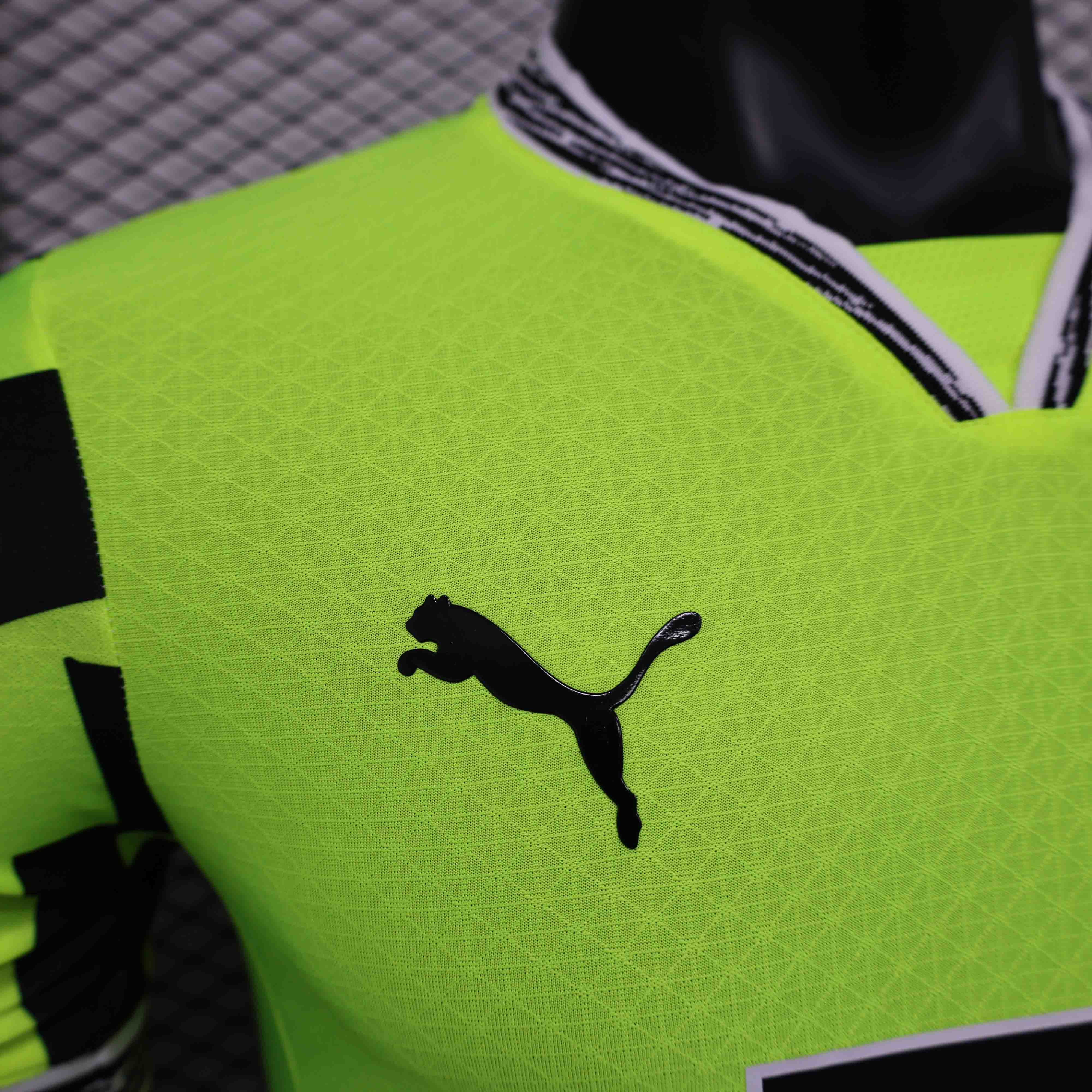 24-25 Borussia Dortmund Soccer Jersey Special Edtion - view 4