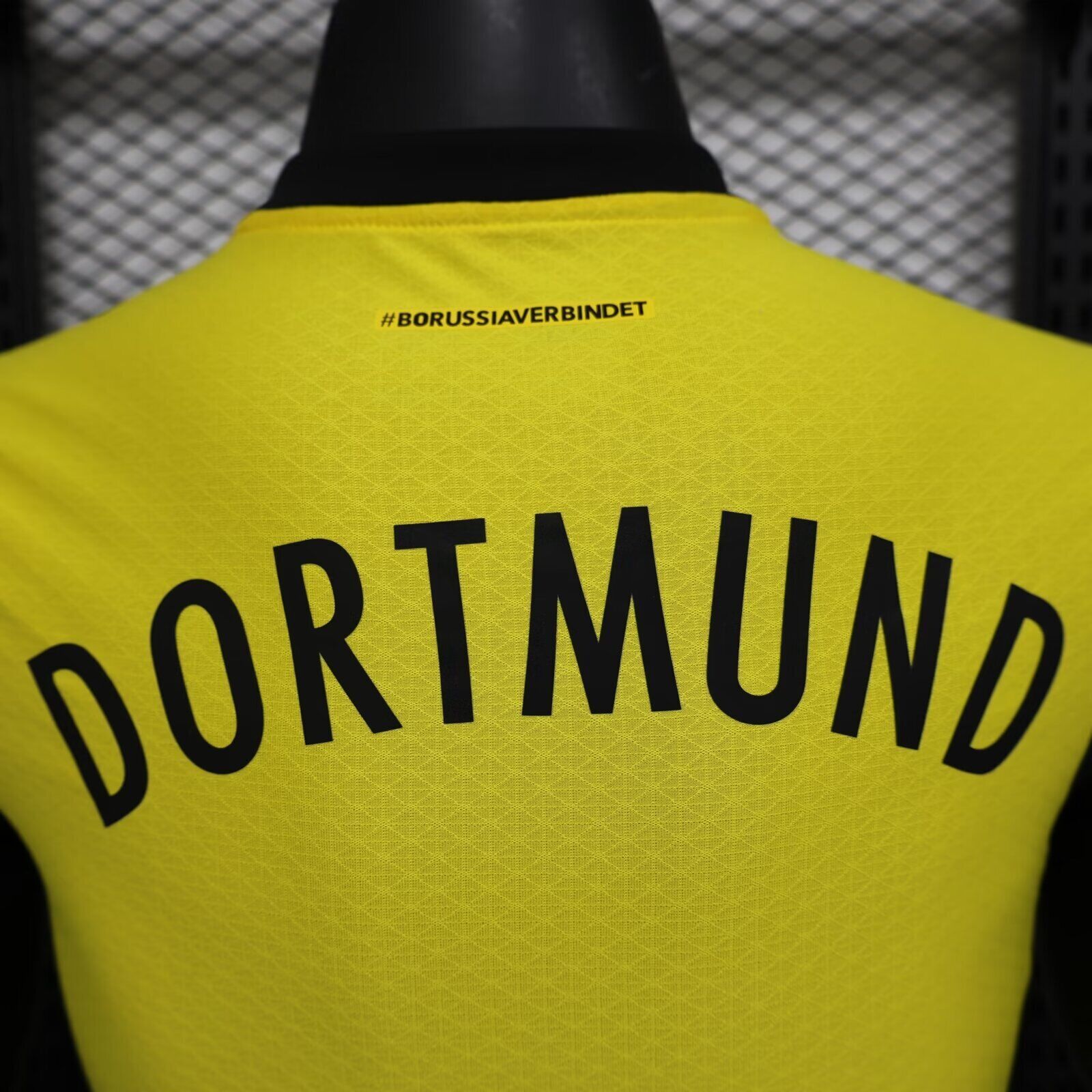 24-25 Borussia Dortmund Home Soccer Jersey Player Version - view 5