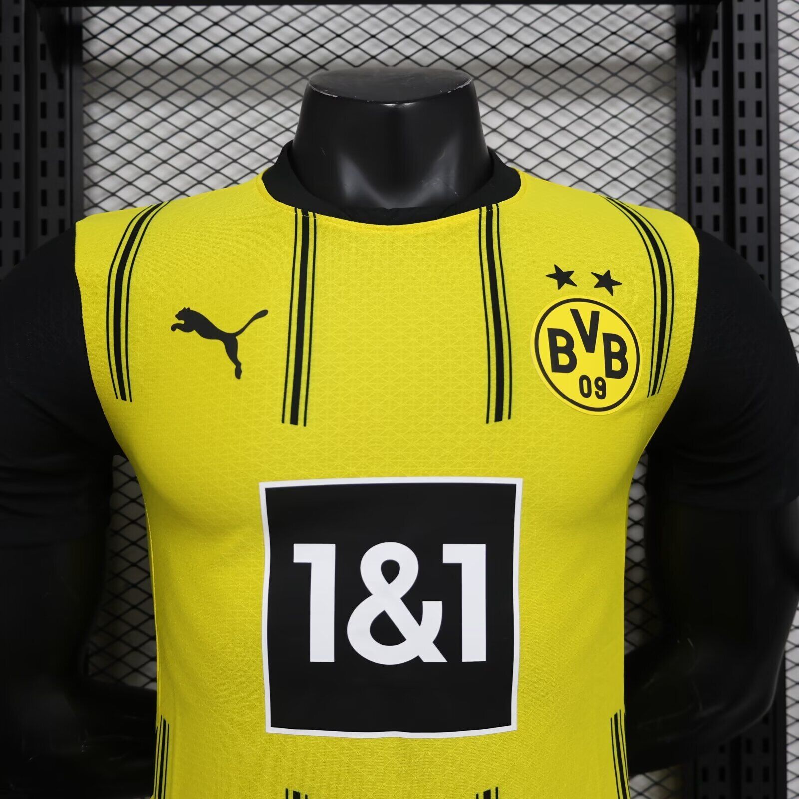24-25 Borussia Dortmund Home Soccer Jersey Player Version - view 10