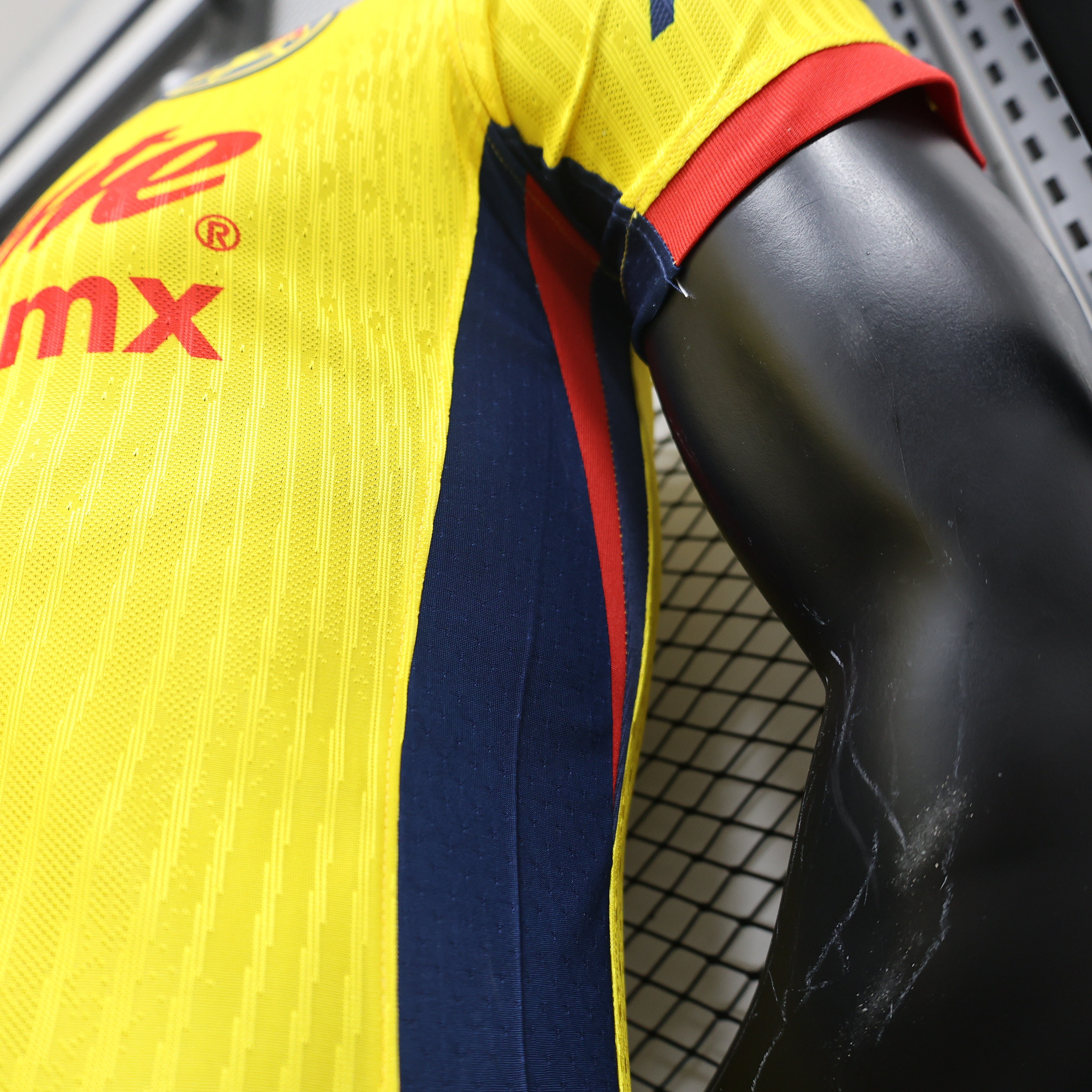 24-25 Club America  Home Soccer Jersey Player Version - view 5