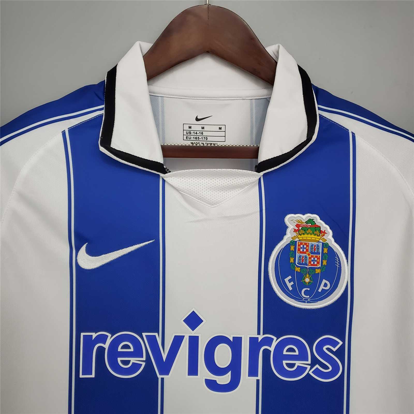 2003/04 Porto  Third Away Jersey - view 4