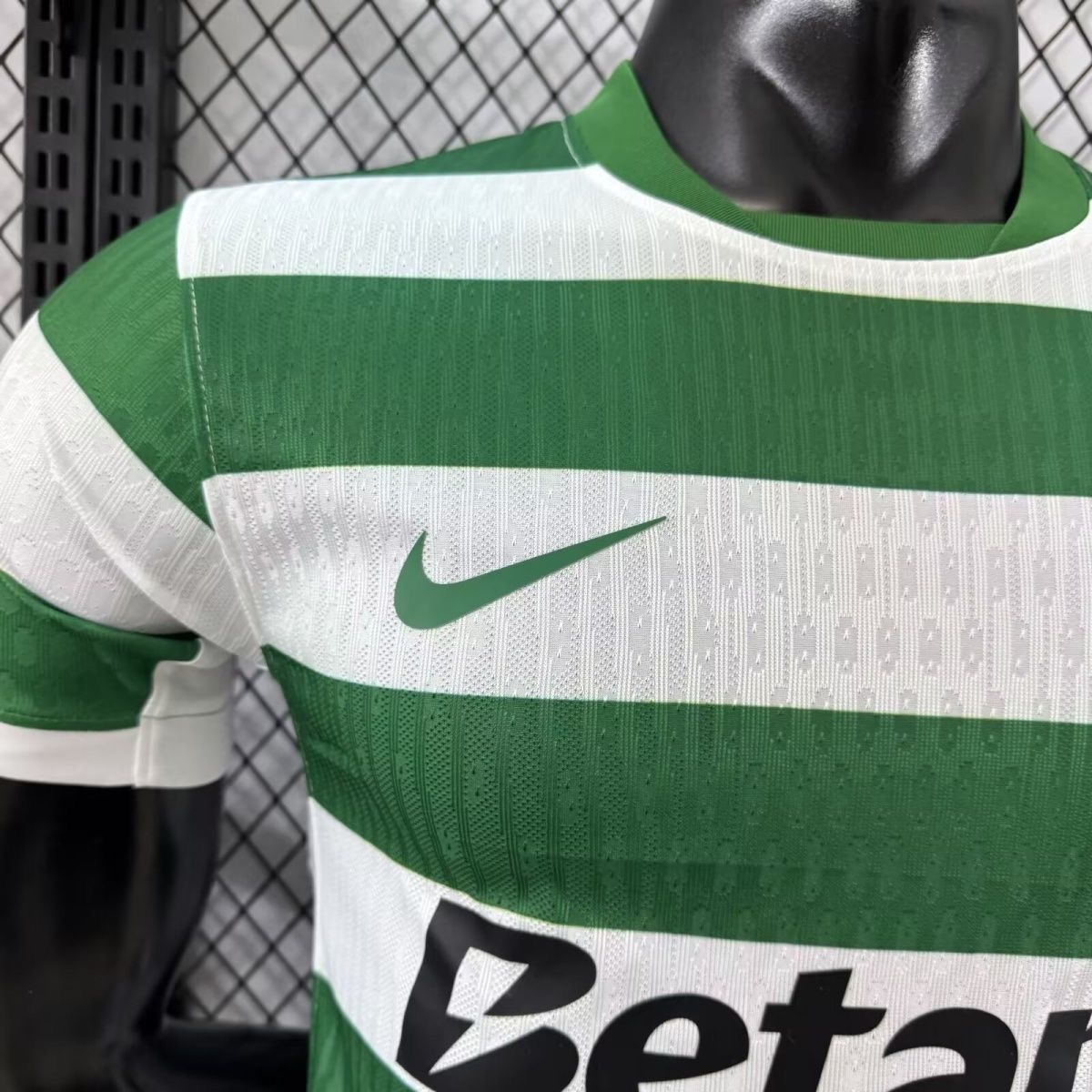 25-26 Sporting CP  Home Soccer Jersey Player Version - view 4