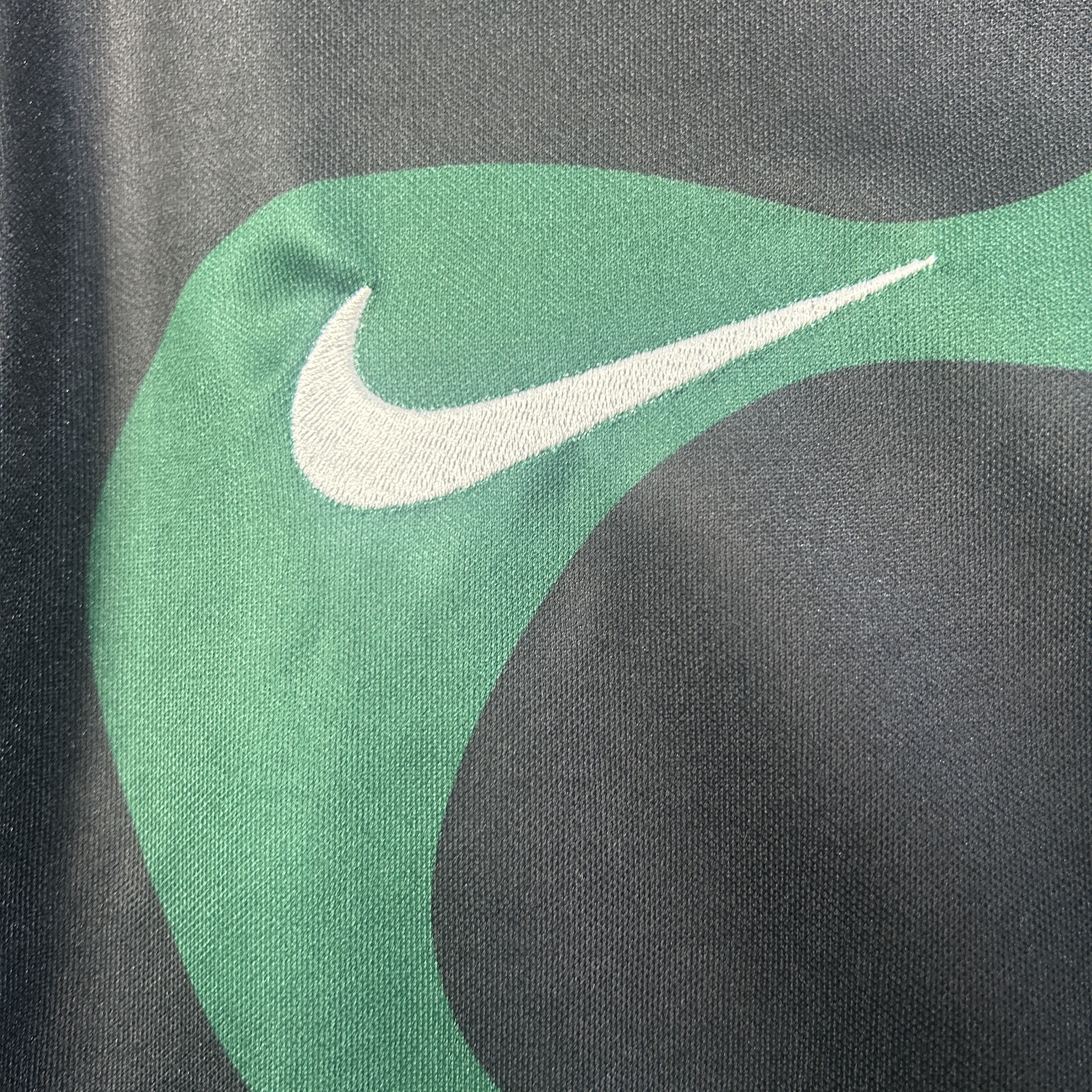 25-26 Sporting CP Third Away Soccer Jersey - view 6