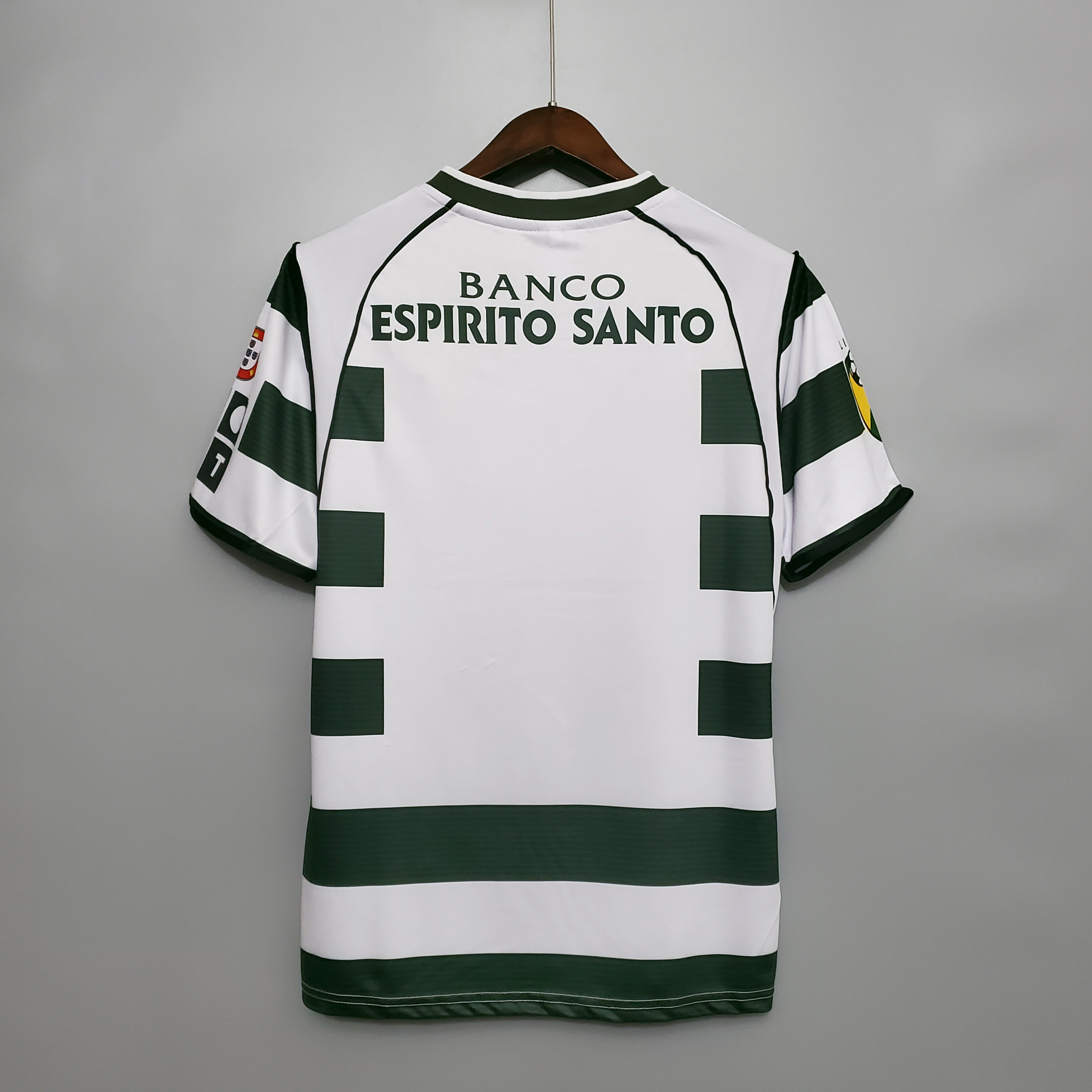 2001/03 Sporting CP  Home Retro Jersey - view 3