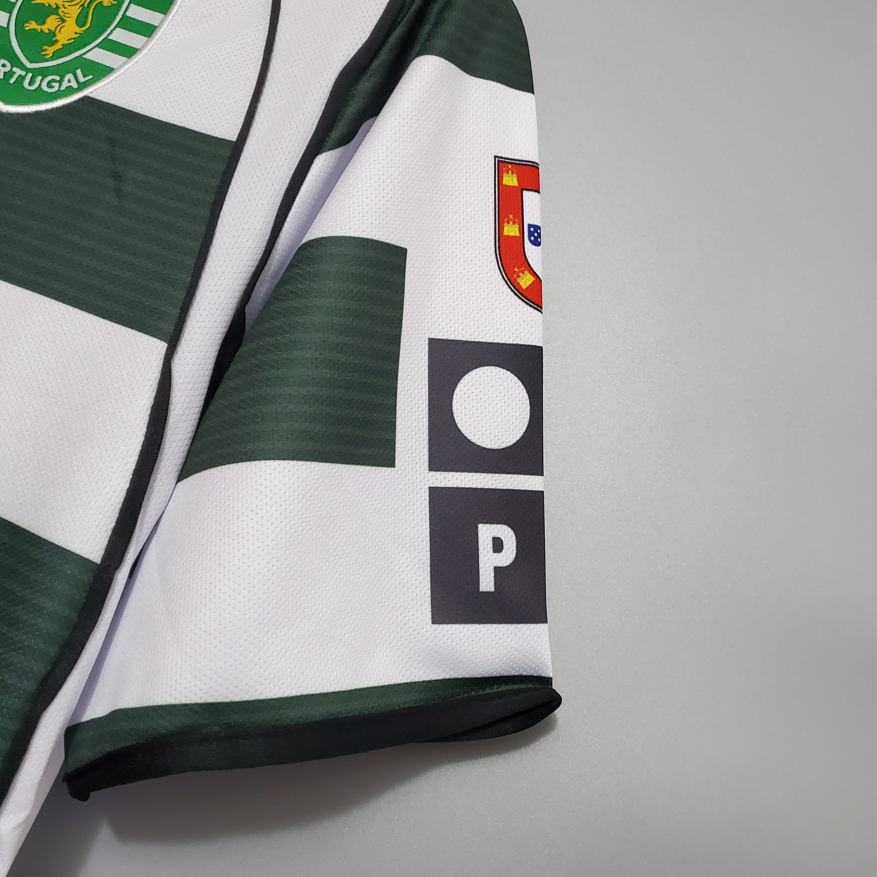 2001/03 Sporting CP  Home Retro Jersey - view 4
