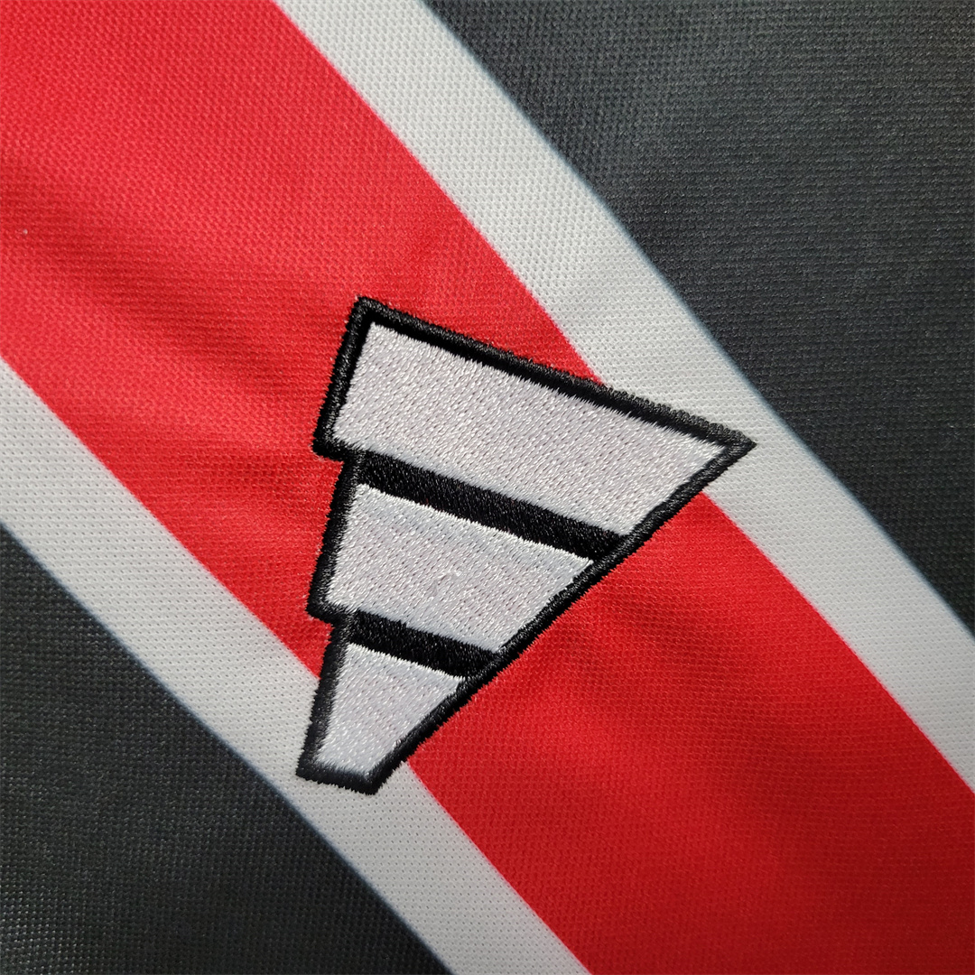 23-24 Sao Paulo FC Away Soccer Jersey - view 10