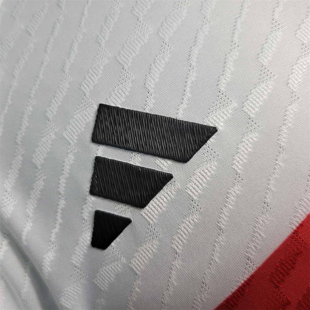 23-24 Sao Paulo FC Home Soccer Jersey Player Edition - view 6