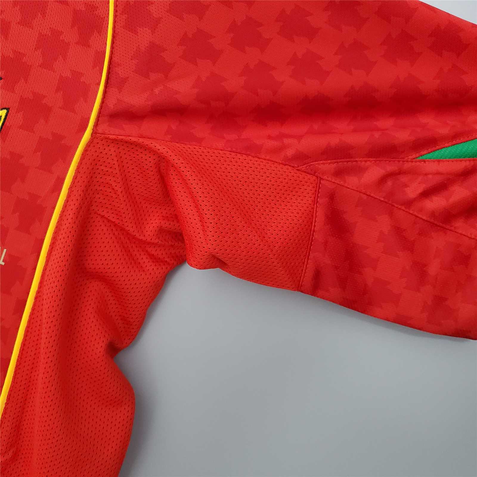 2004 Portugal C.Ronaldo #17 Euro Cup Home Retro Jersey - view 14