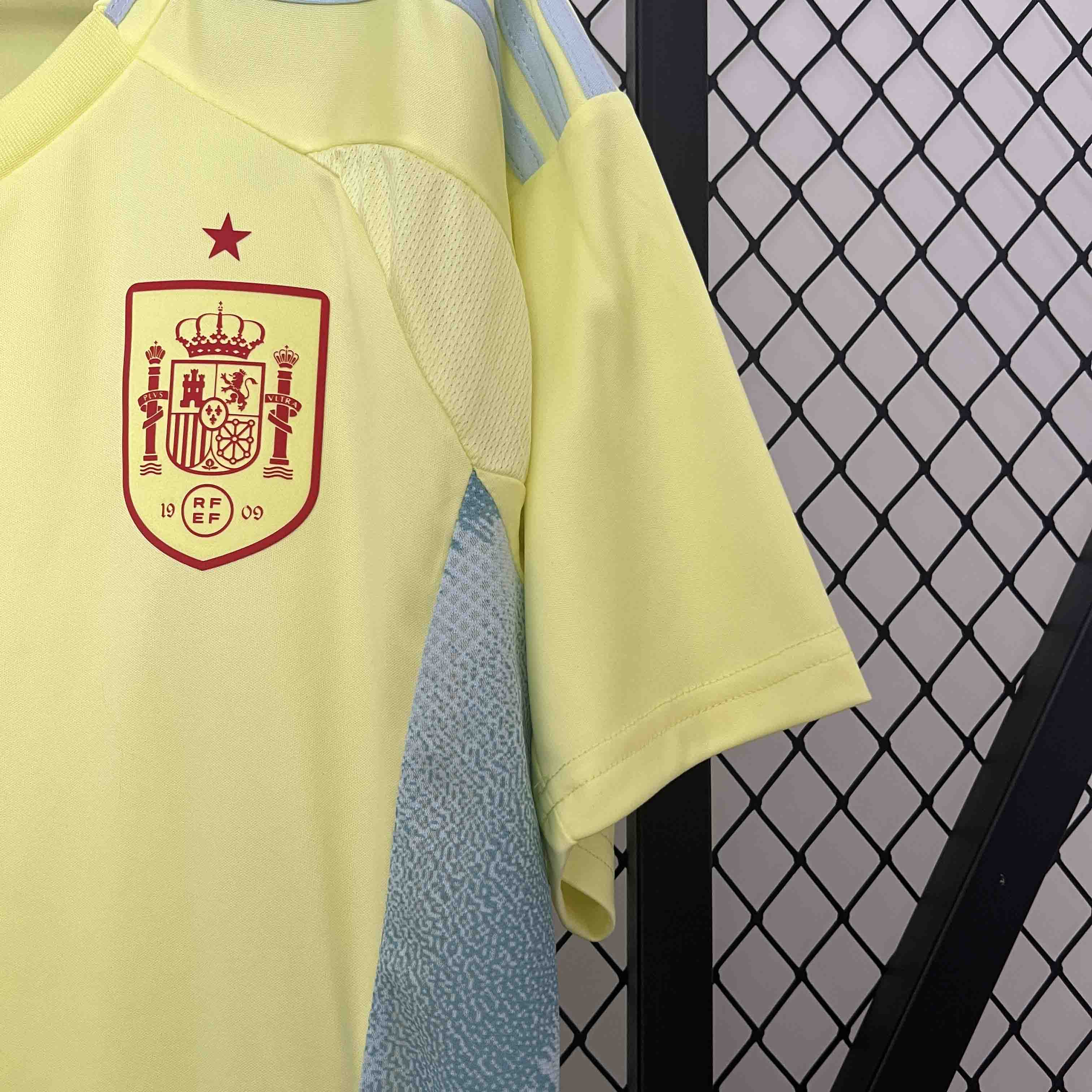 2024 Spain LAMINE YAMAL #19 Euro Cup Away Football Jersey - view 8