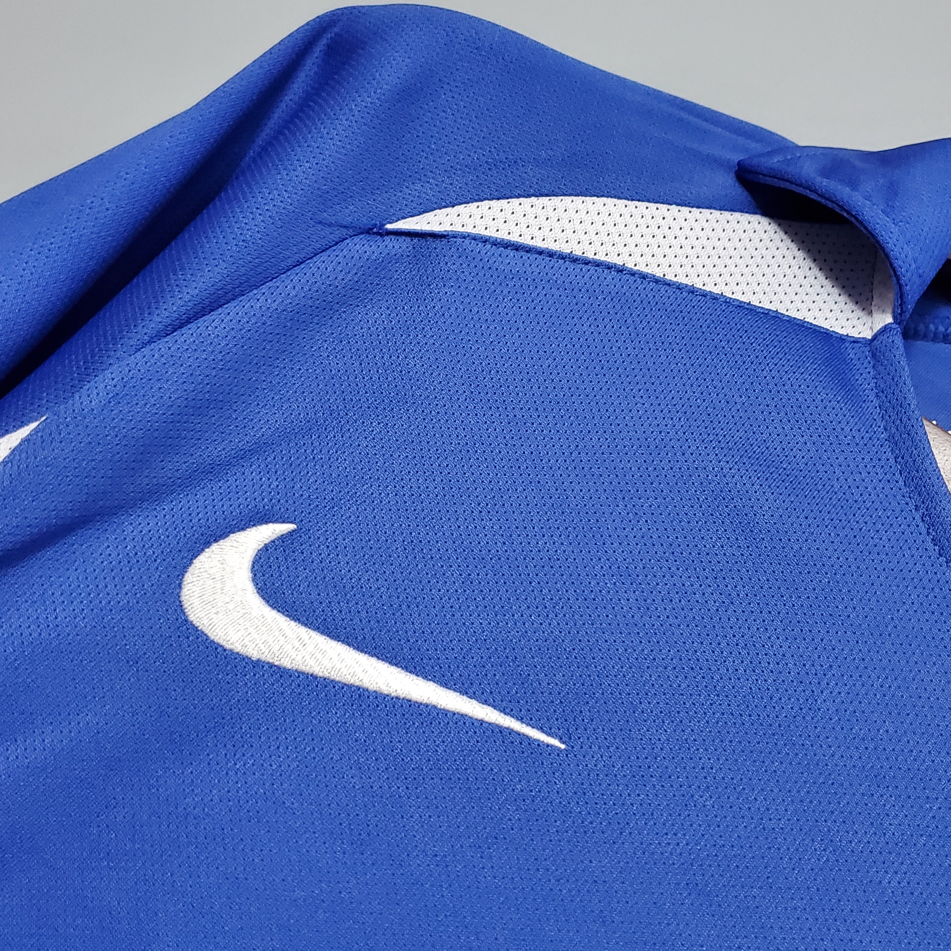 2002 Brazil World Cup Away Retro Jersey - gallery