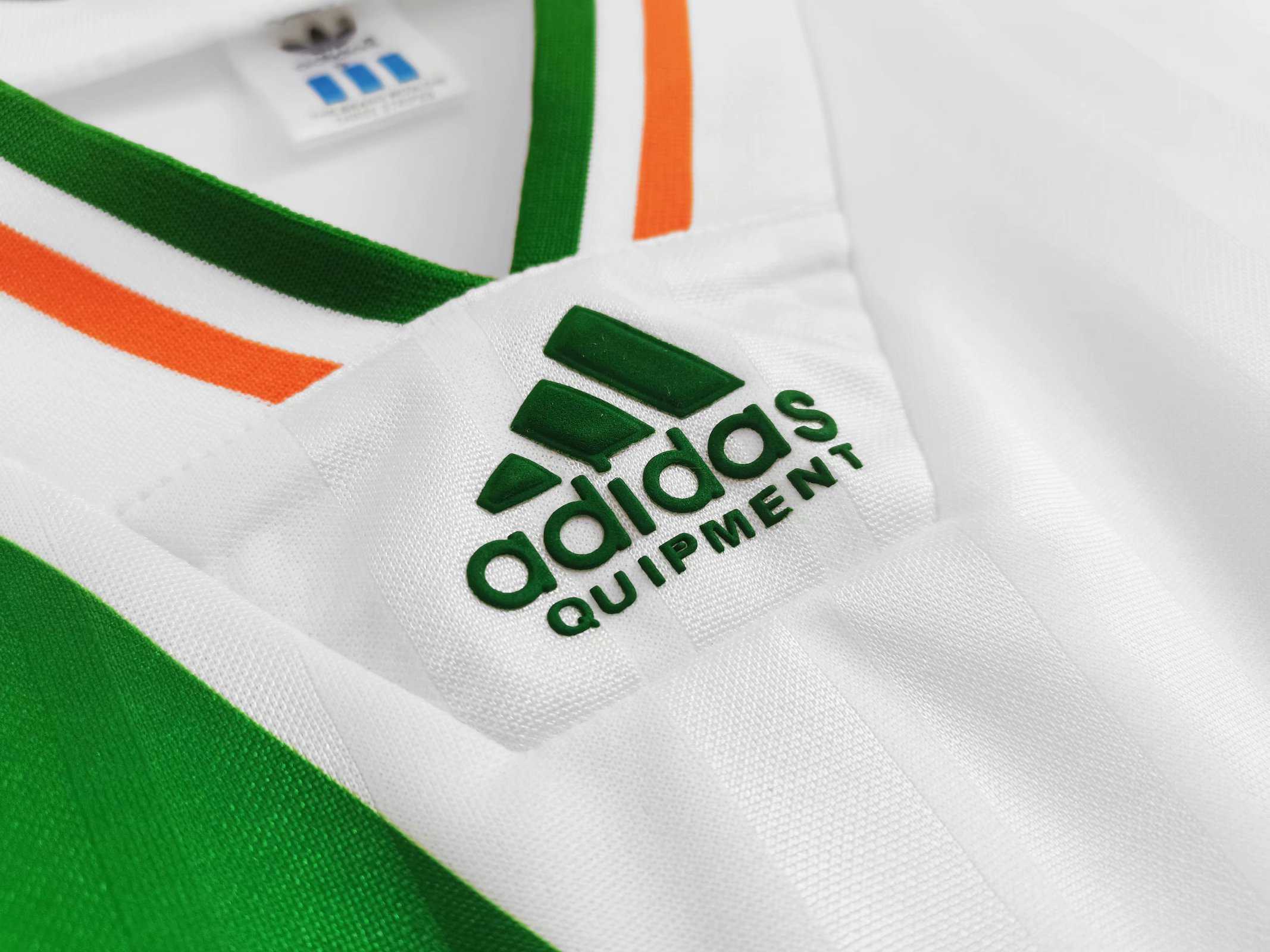 1992/94 Ireland Away Retro Jersey - gallery