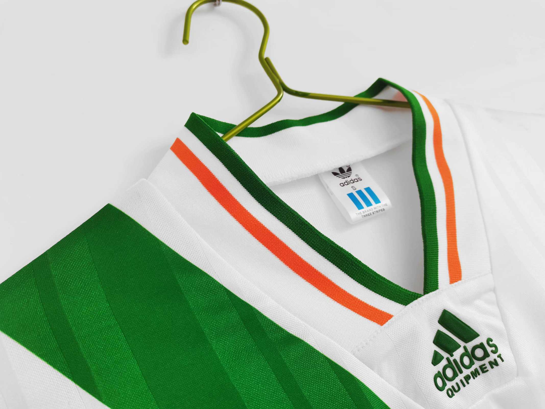 1992/94 Ireland Away Retro Jersey - gallery