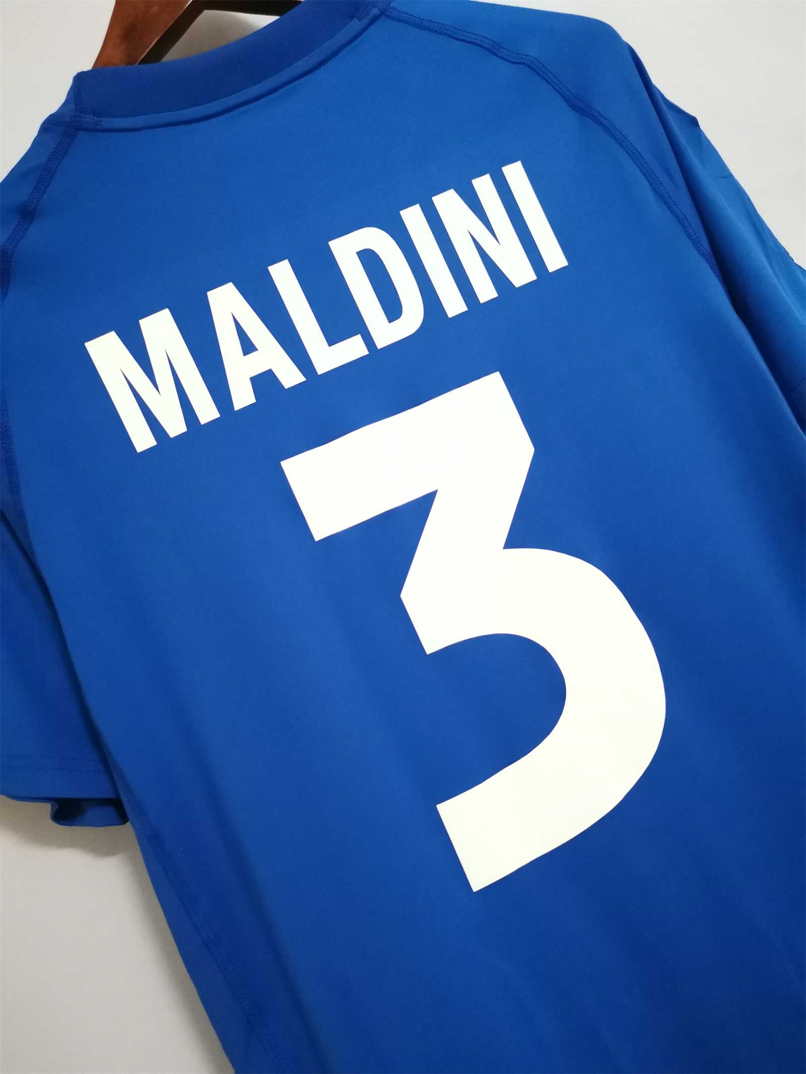 2000 Italy Home Retro Jersey - gallery
