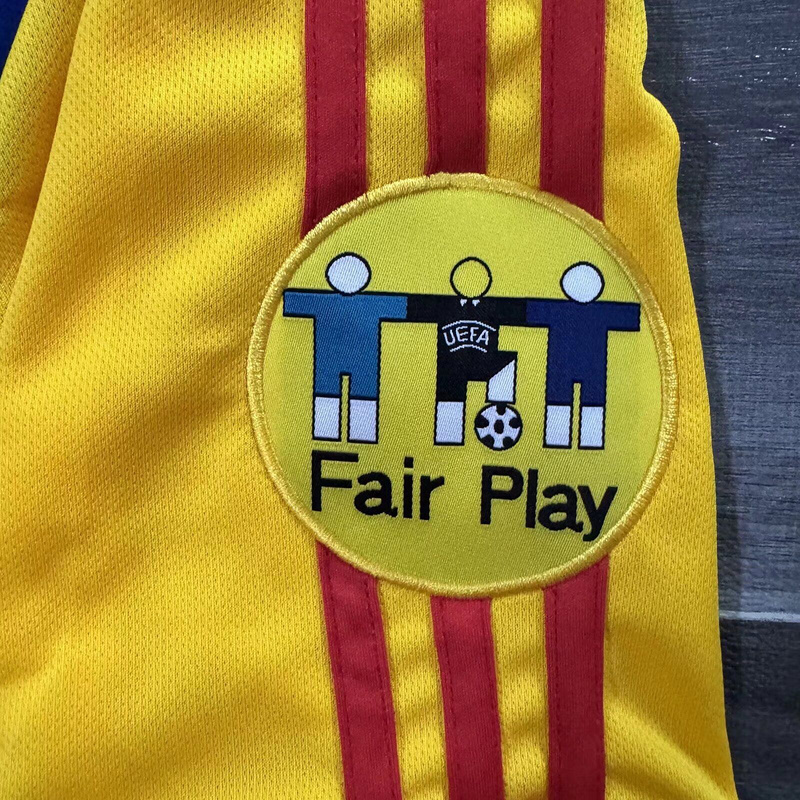 2000 Romania Home Football Retro Jersey - gallery