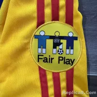 2000 Romania Home Football Retro Jersey - view 6
