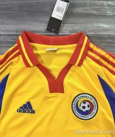 2000 Romania Home Football Retro Jersey - view 9
