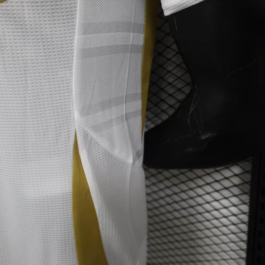 24-25 Al-Nassr Victory Third Away Player Version - gallery