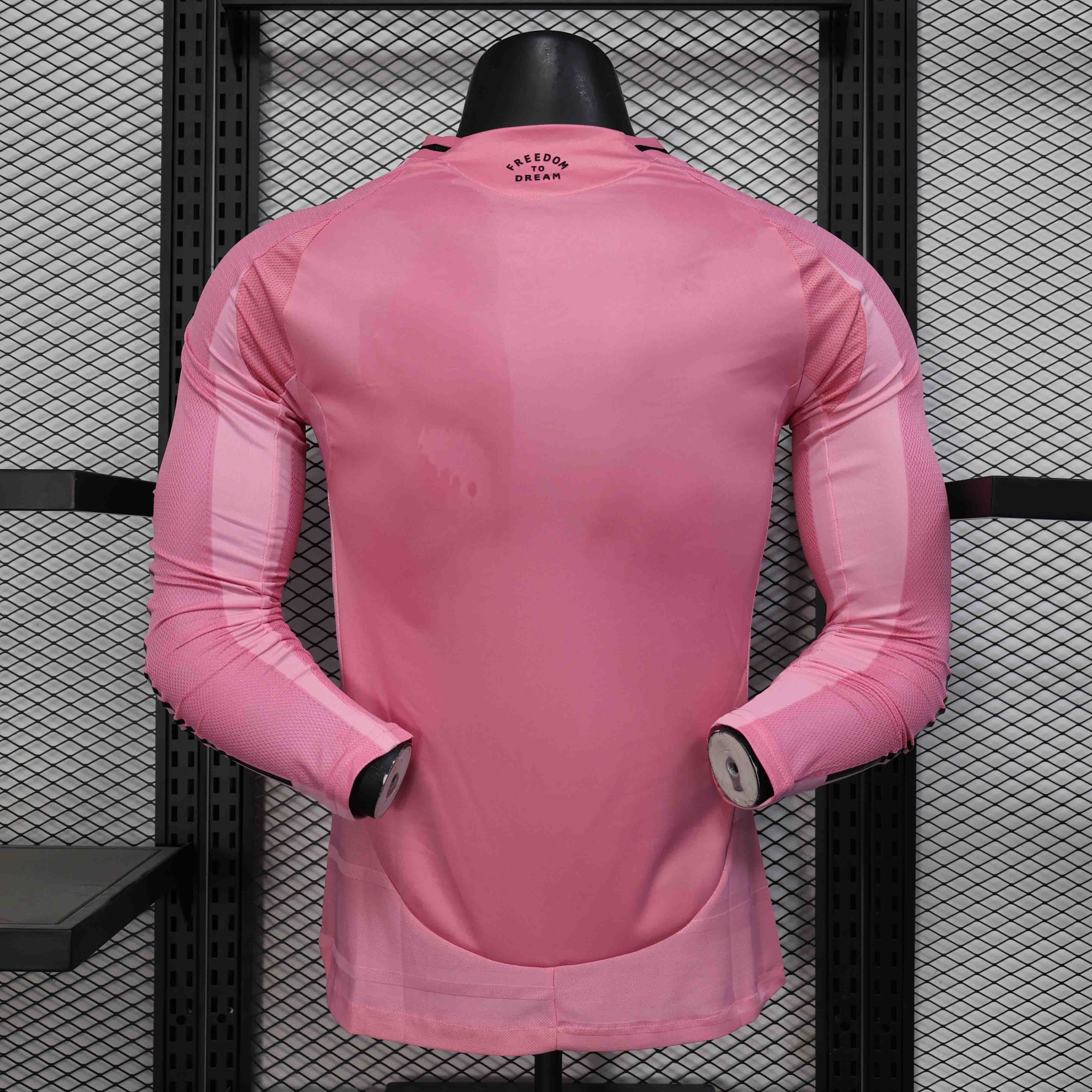 25-26 Inter Miami CF Pink  Soccer Jersey Player Version Long Sleeve - gallery