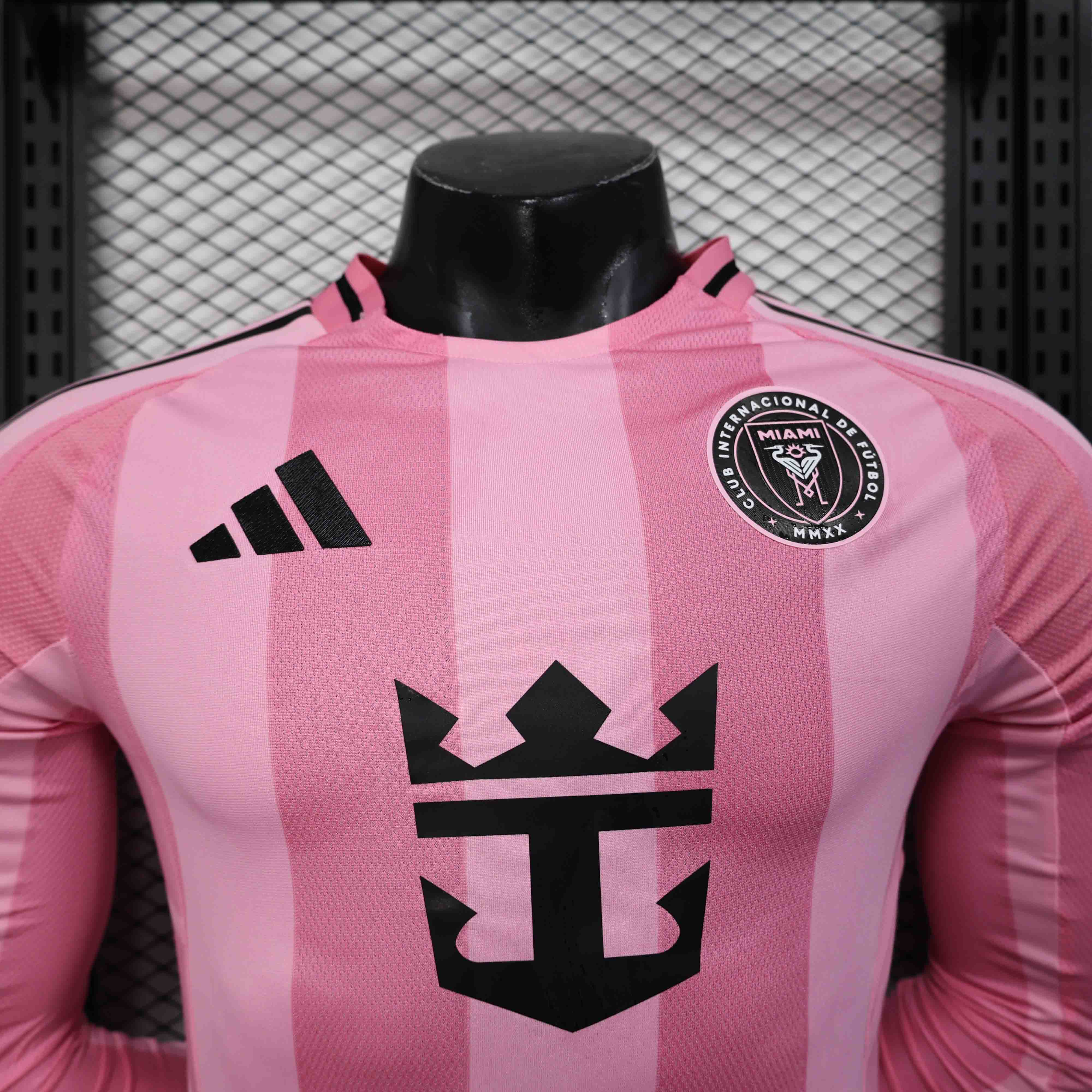 25-26 Inter Miami CF Pink  Soccer Jersey Player Version Long Sleeve - gallery