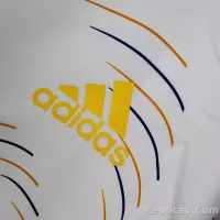 2021/2022 Real Madrid Jersey Windbreaker White(Blue Edge) - view 5