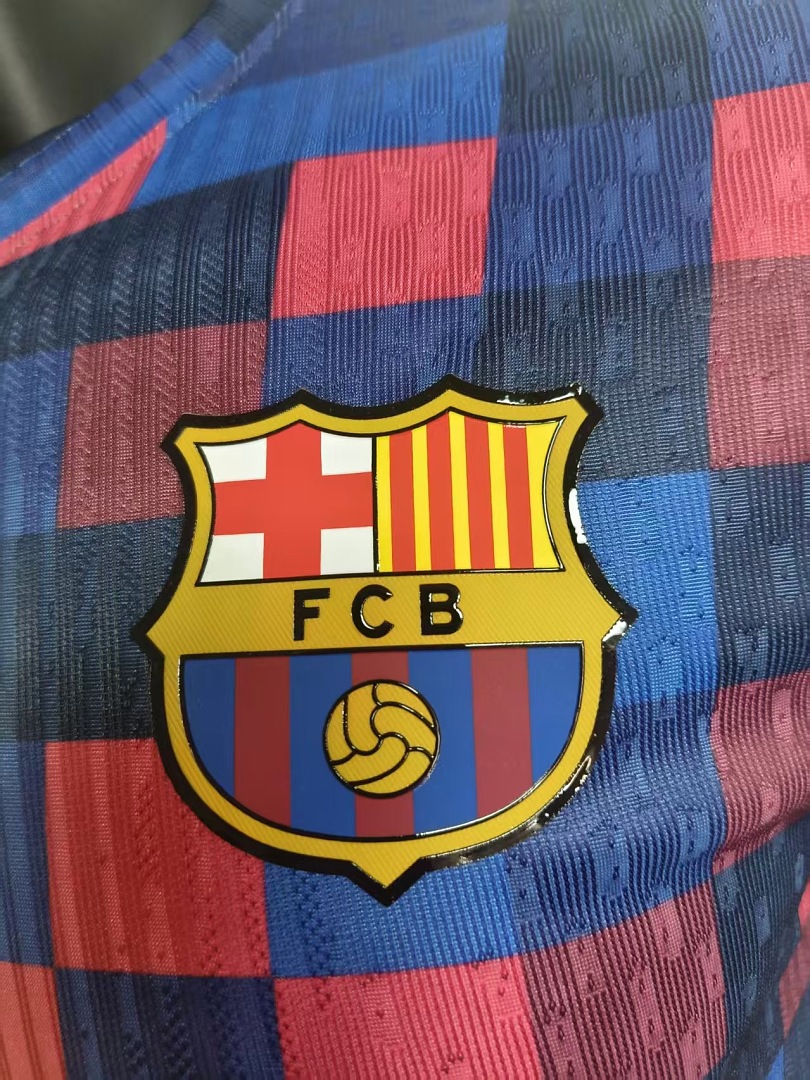 26-27Barcelona赛前服 2