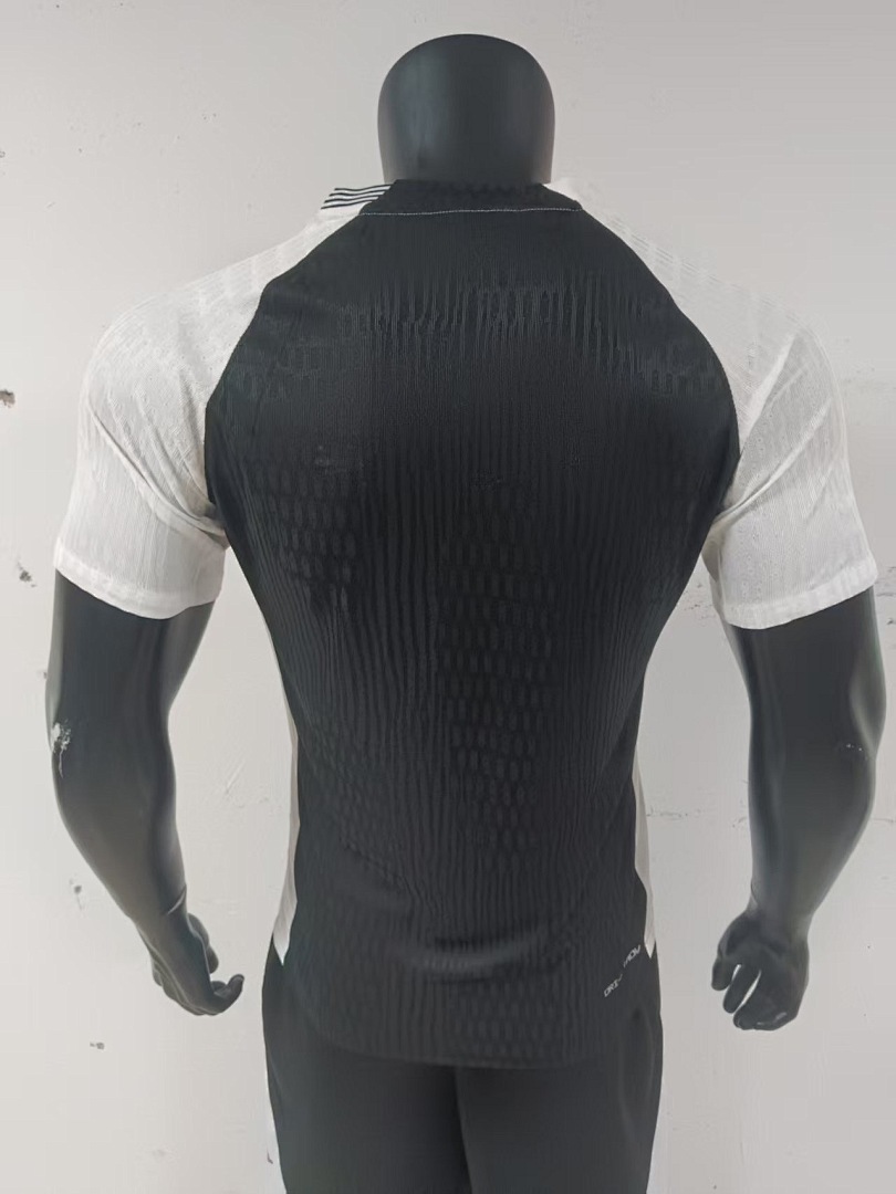 科林帝安Away