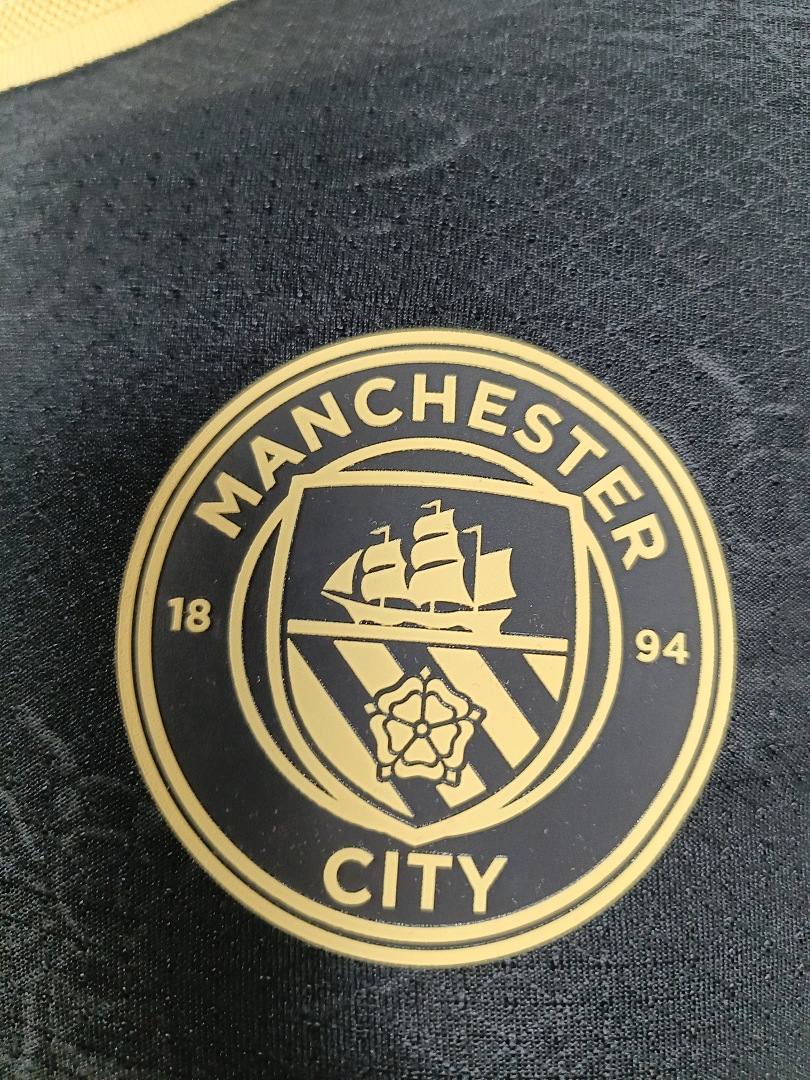 26-27Manchester CityAway 3