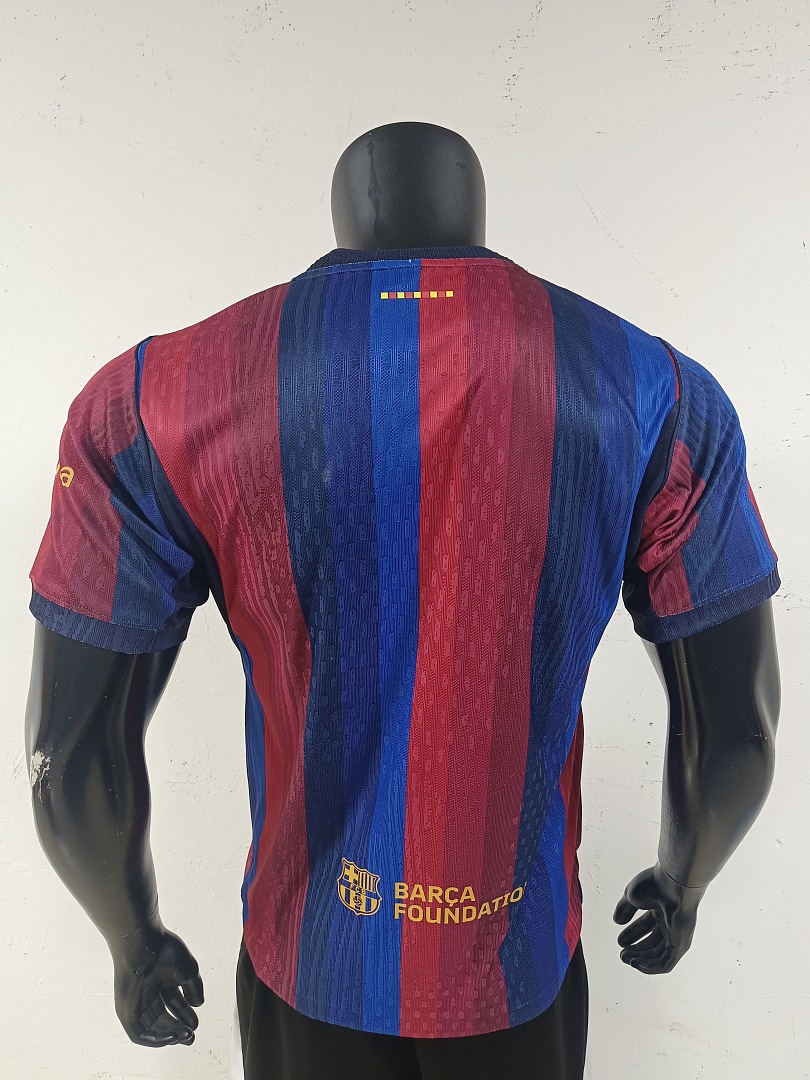 26-27BarcelonaHome 6