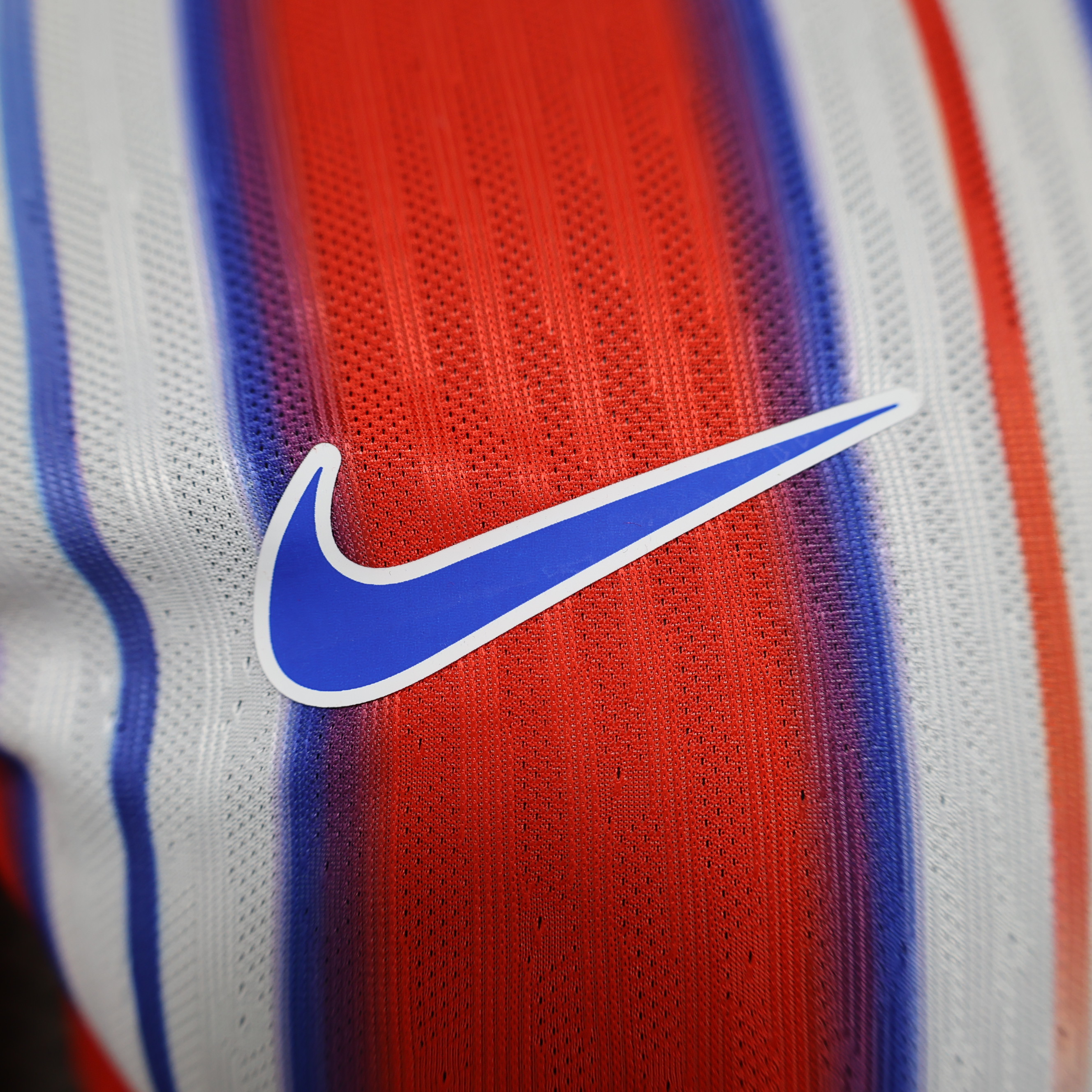 24-25 Atletico Madrid Home Soccer Jersey Player Edition Long Sleeve - view 6