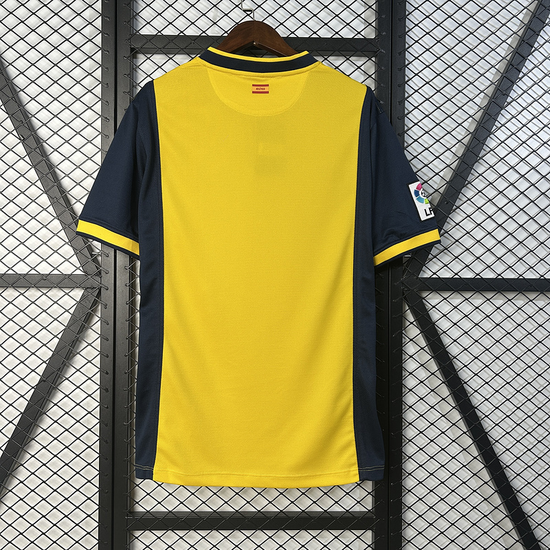 2013-14 Atletico Madrid Away Retro Jersey - view 7
