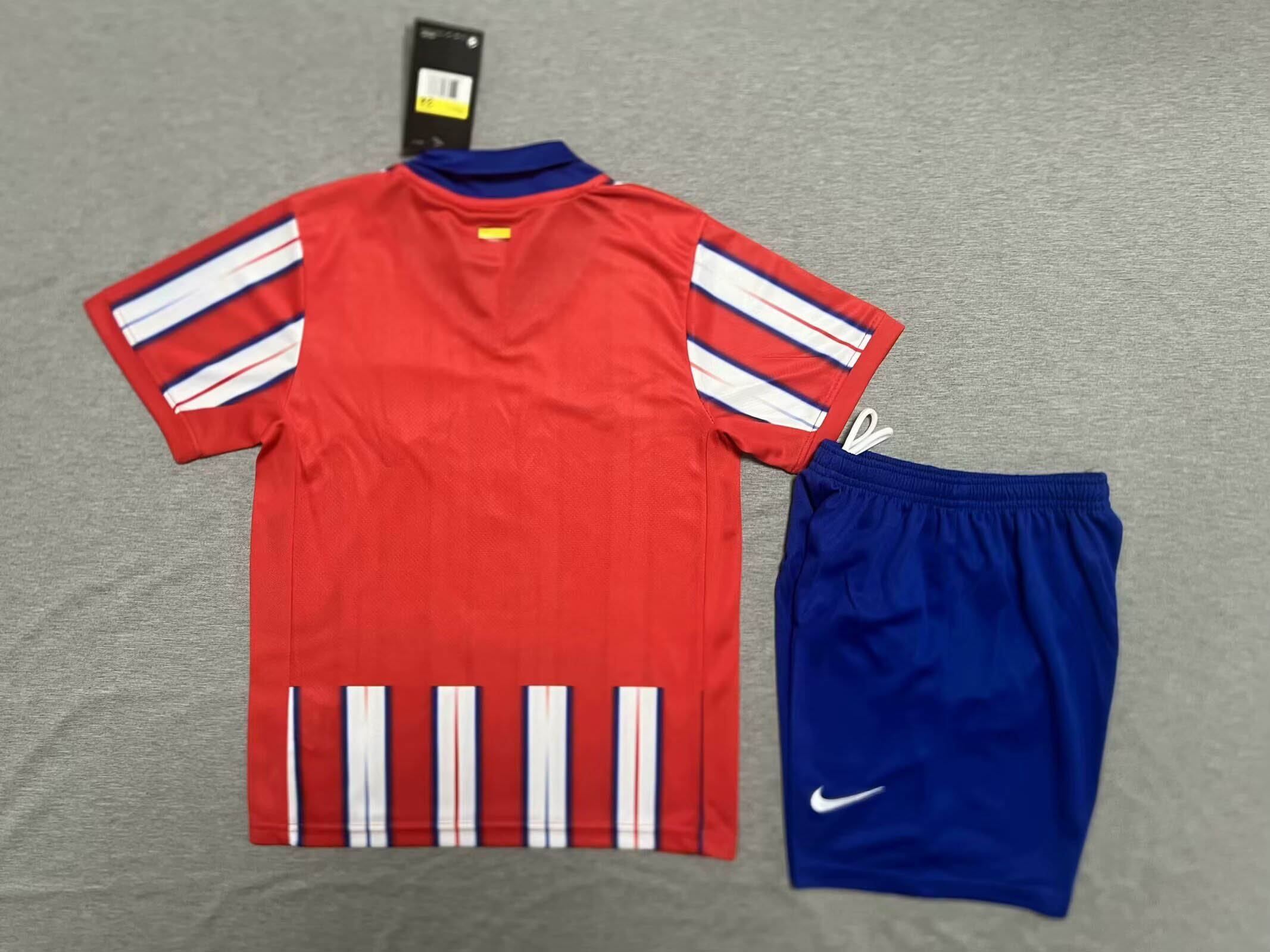 24-25 Atletico Madrid Home Soccer Kids Kit Jersey+Shorts - view 3