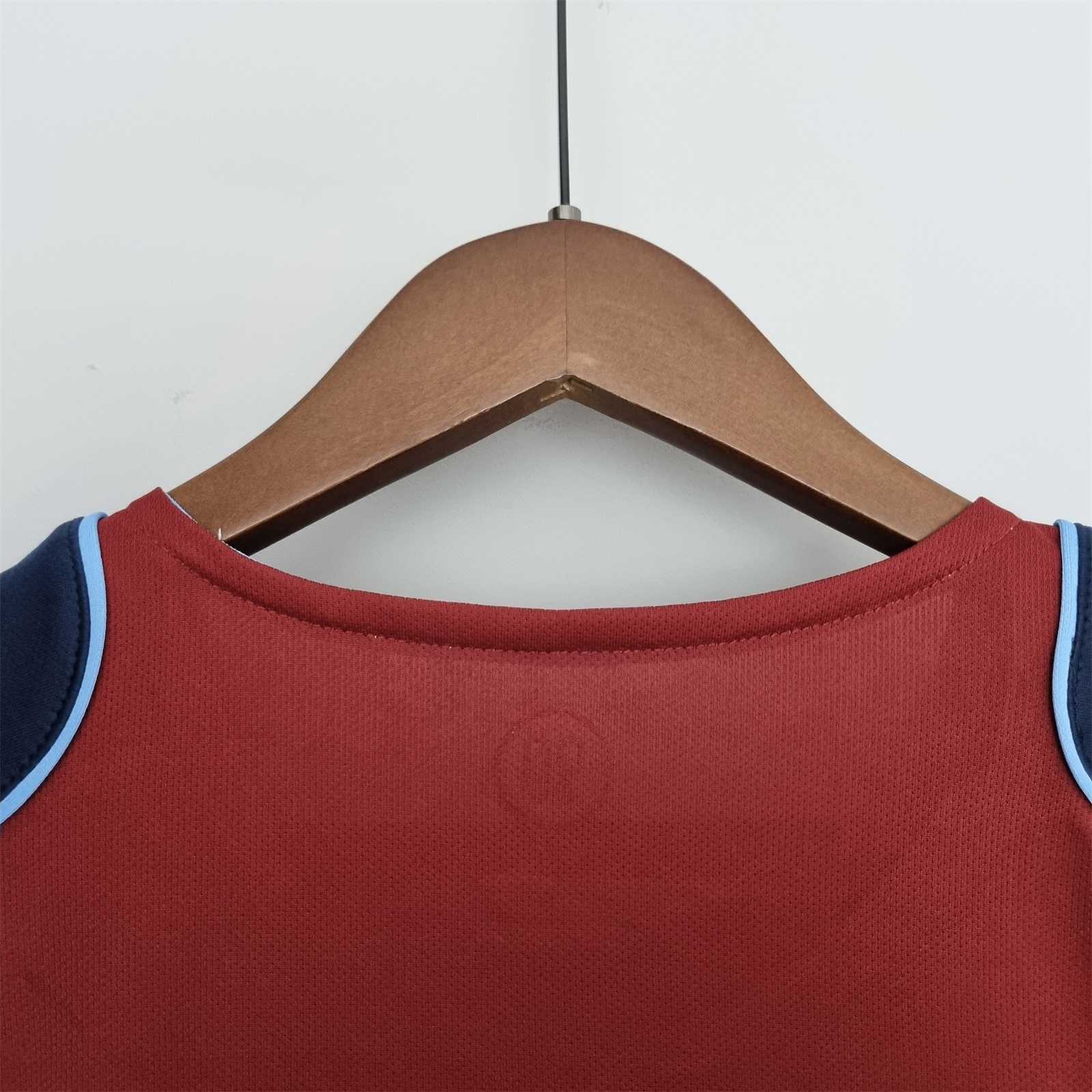 2004-2005 Atletico Madrid Away Jersey Fan Version - view 7