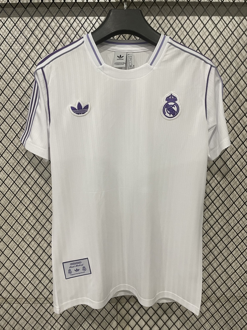 Real Madrid Retro TWhite