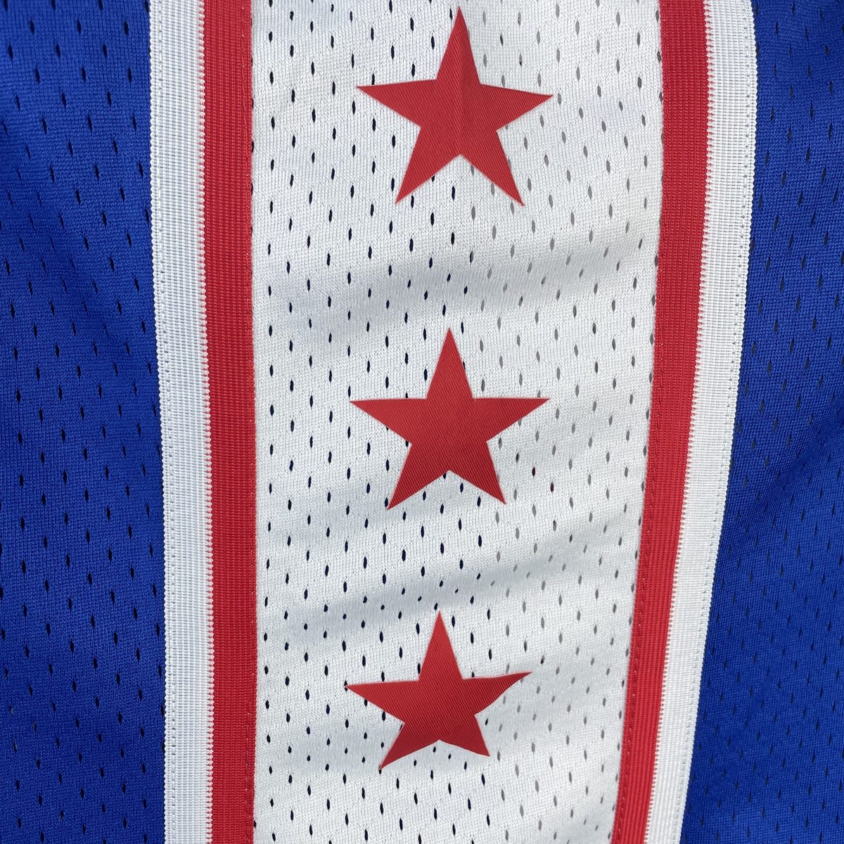Philadelphia 76ers 1982-83 Season Throwback Jersey Blue #6 Julius Erving - detail