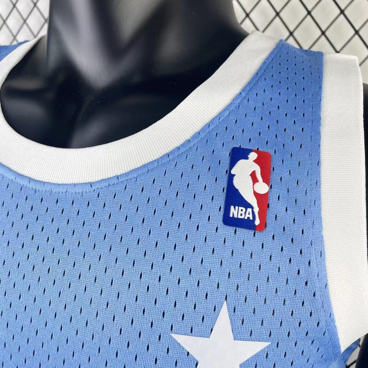 MN Throwback Heat-Pressed Jersey: Los Angeles Lakers 2004-05 Season North Carolina Blue #8 Kobe Bryant - detail