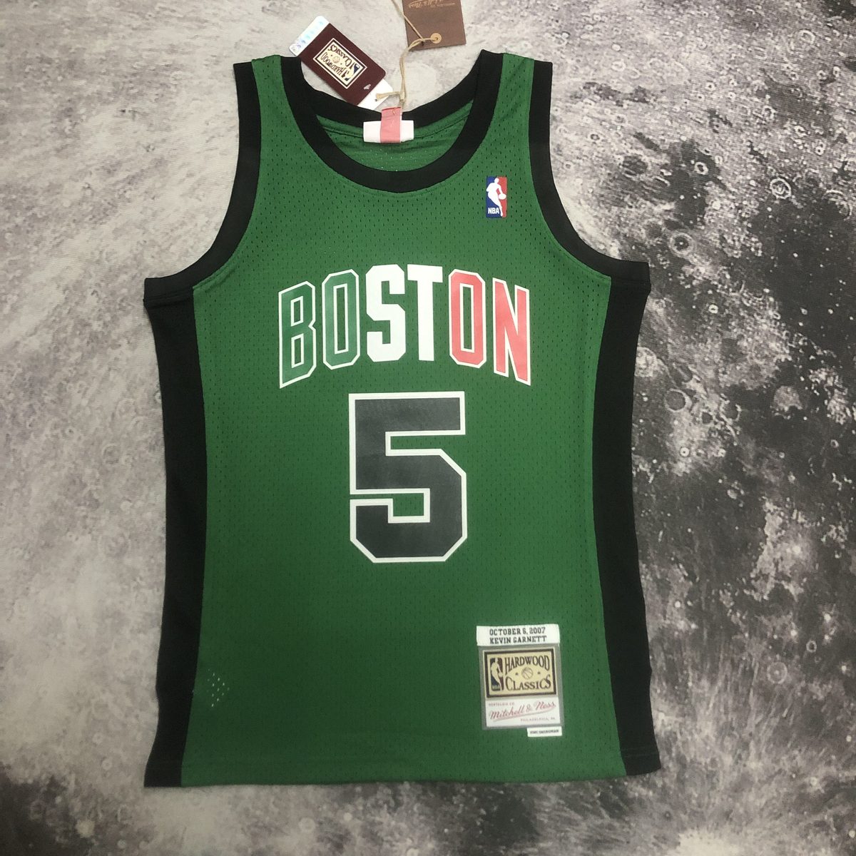 Boston Celtics Throwback Heat-Pressed Swingman Jersey Green #5 Kevin Garnett - detail