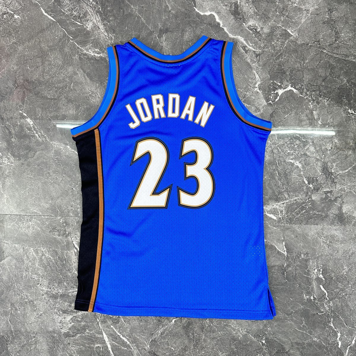 Washington Wizards 01/02 Season Retro Heat-Pressed Swingman Blue #23 Michael Jordan Jersey - detail
