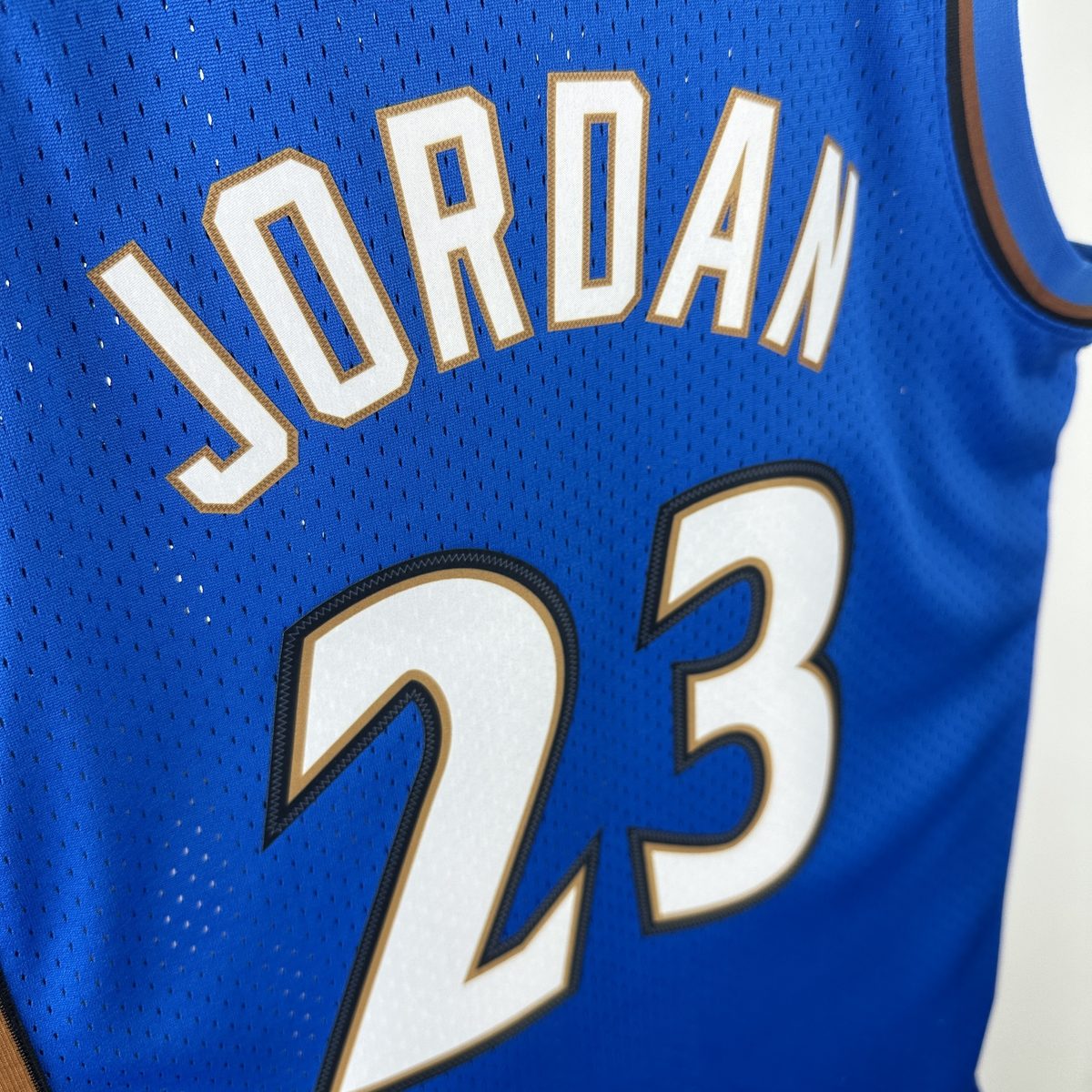 Washington Wizards 01/02 Season Retro Heat-Pressed Swingman Blue #23 Michael Jordan Jersey - detail
