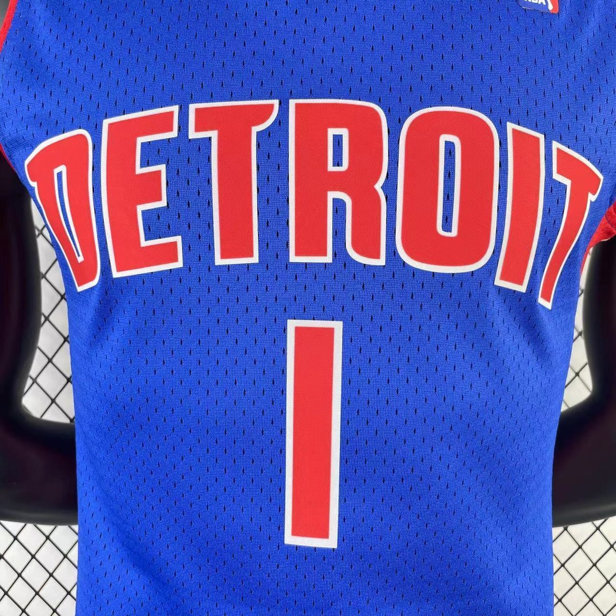 Detroit Pistons 2008-09 Throwback Heat-Pressed Jersey Royal Blue #1 Allen Iverson - detail